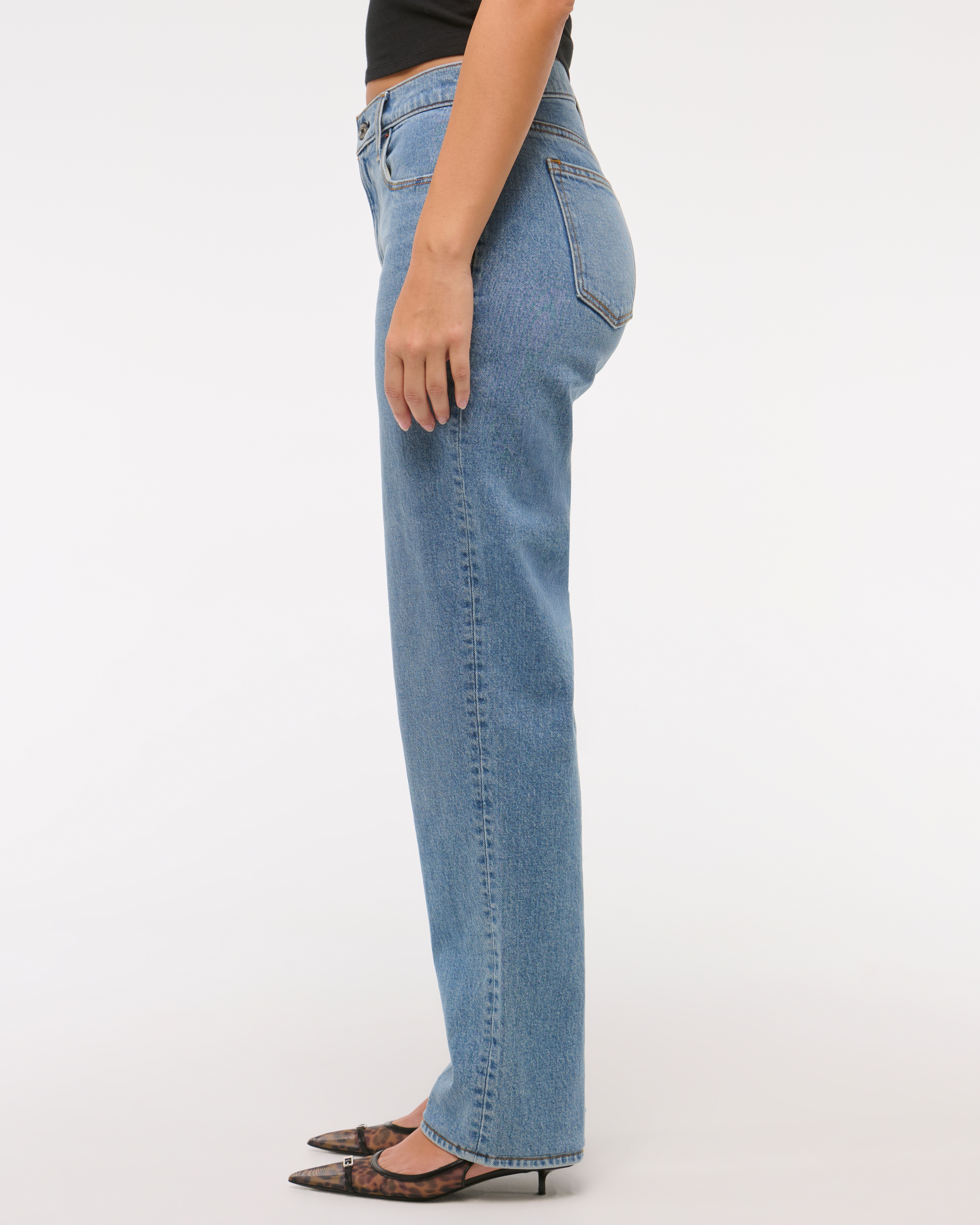 ★ ★ Women's Signature 90s Straight Fit Mid Blue Levis signature 90s mom jeans size 20 women blue mid wash