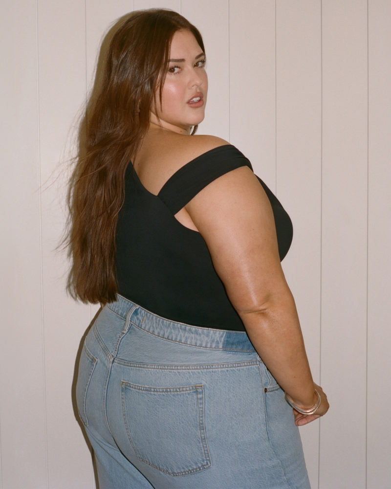 Curve Love High Rise Wide Leg Jean