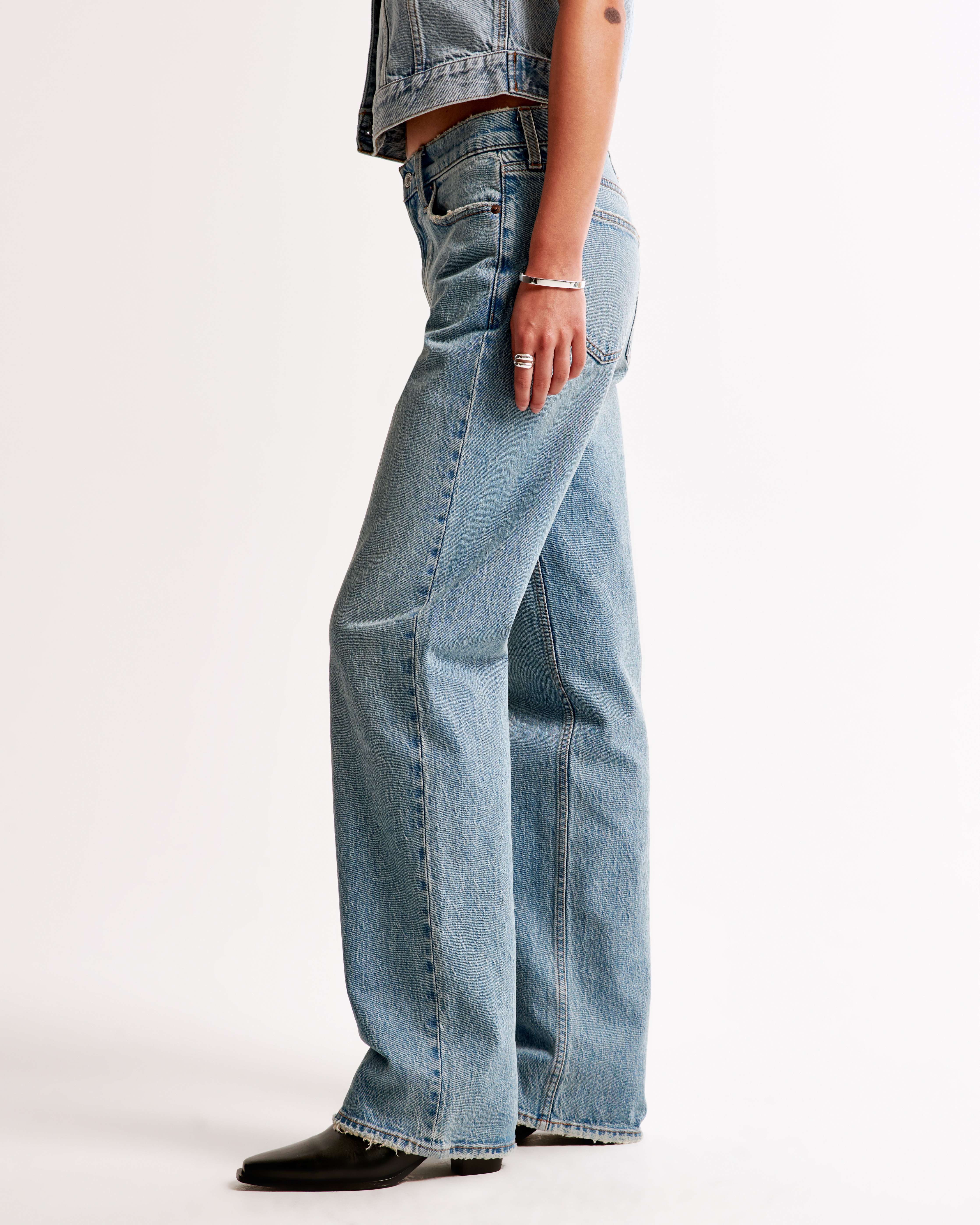 Abercrombie & Fitch Low Rise Baggy Jean