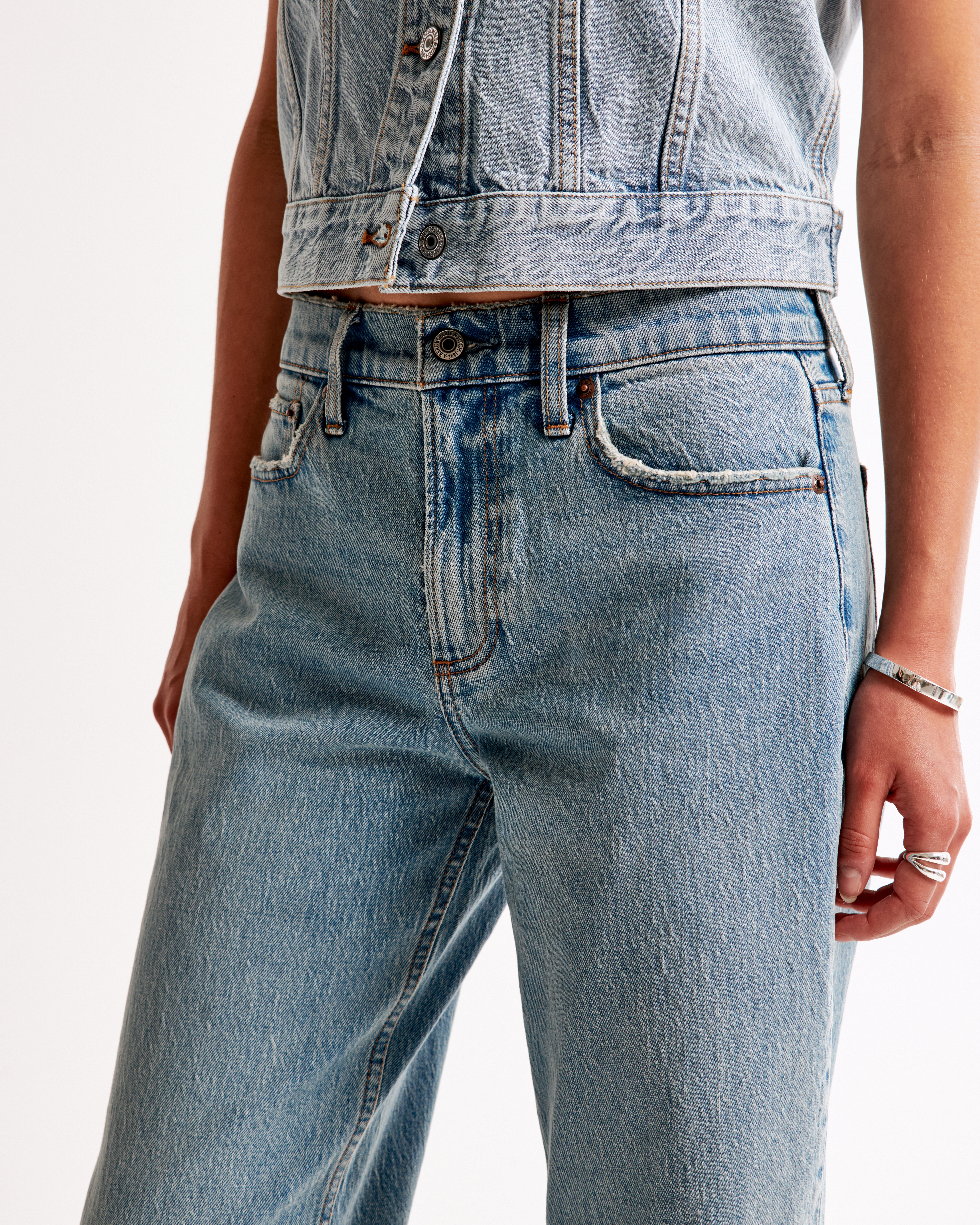 Abercrombie & Fitch Low Rise Baggy Jean