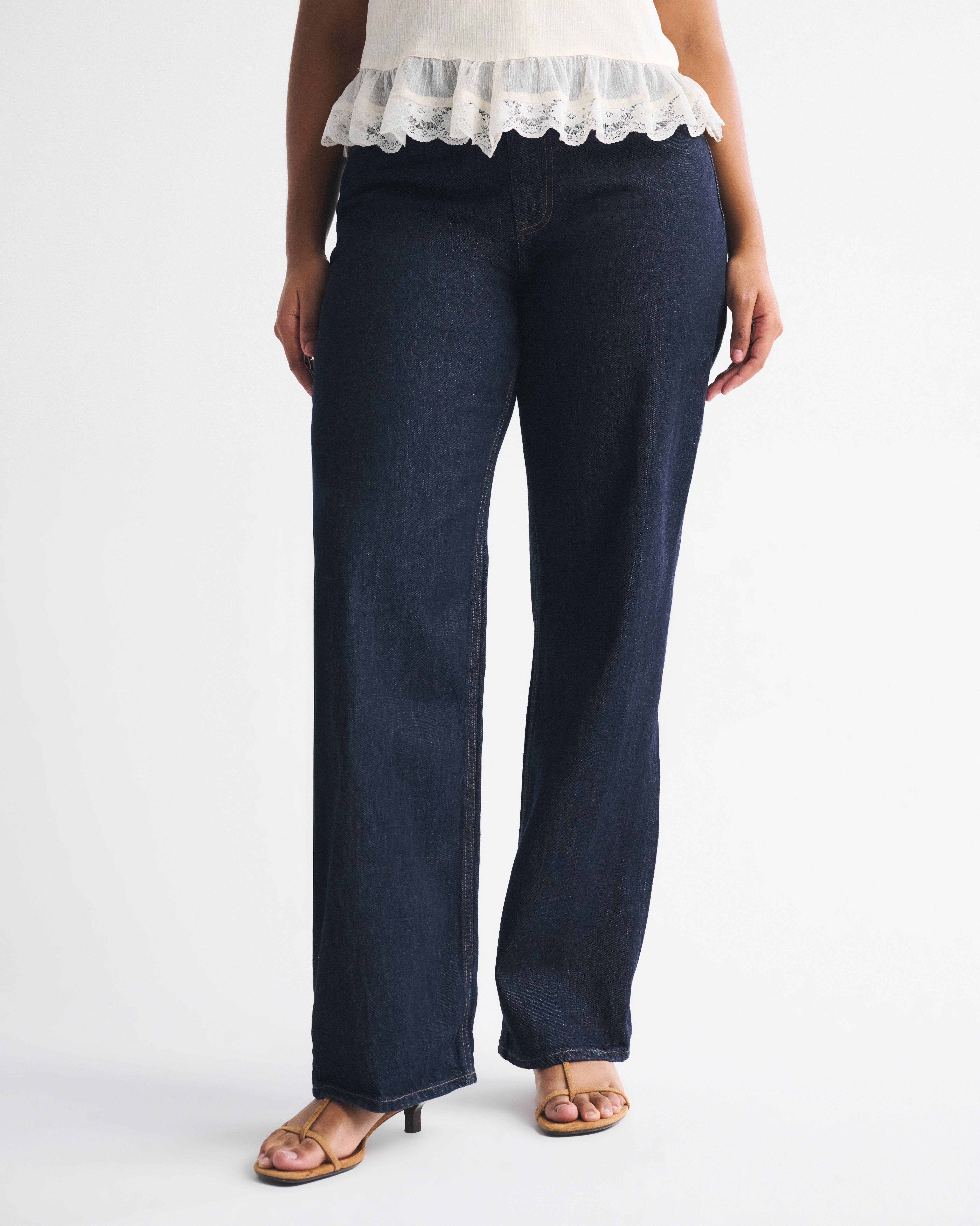 Женские джинсы Abercrombie & Fitch Curve Love High Rise Loose Jean — фото 3