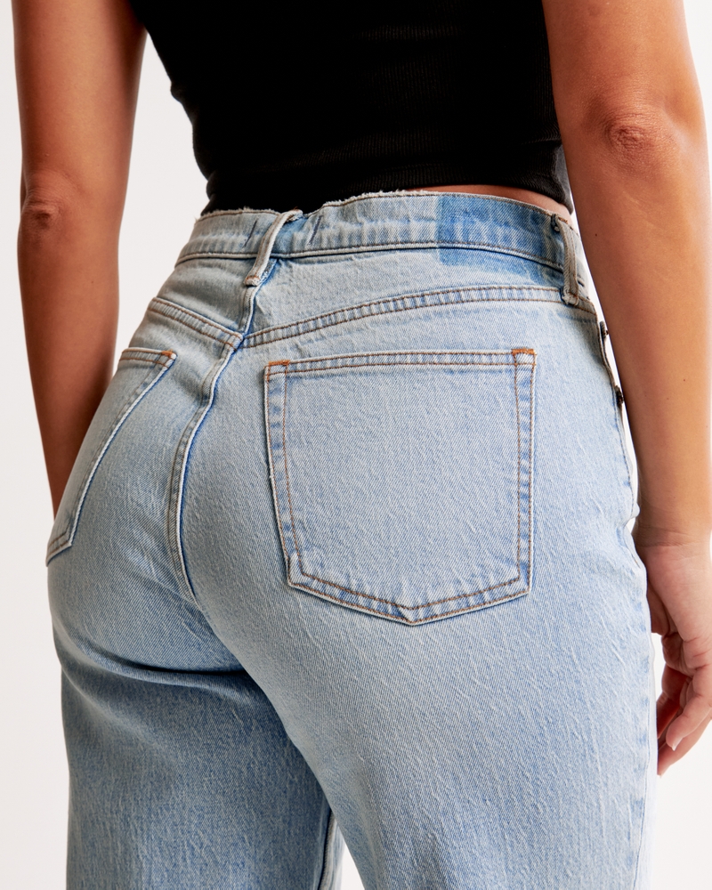Curve Love Mid Rise 90s Straight Jean