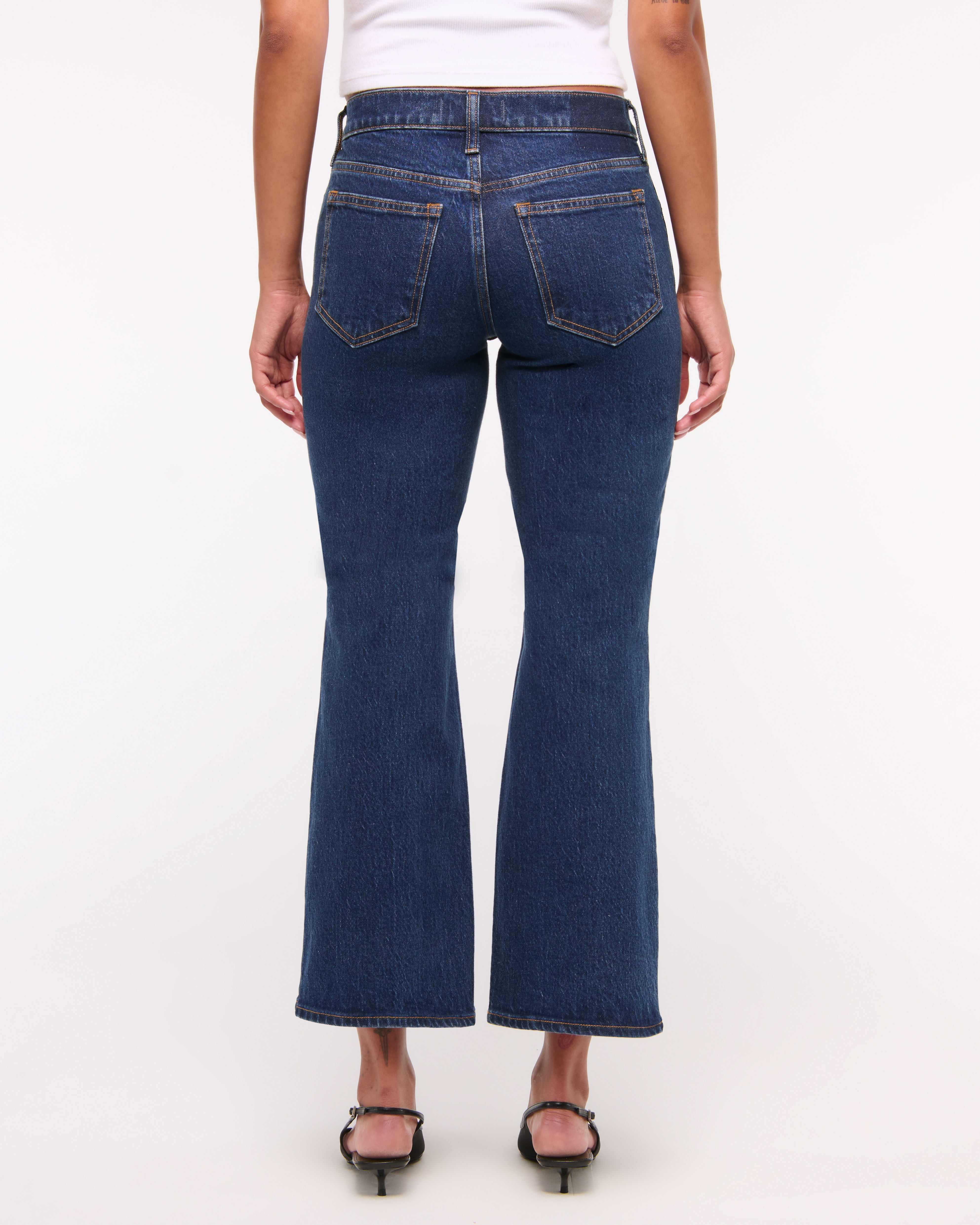 Abercrombie & Fitch Low Rise Cropped Boot Jean