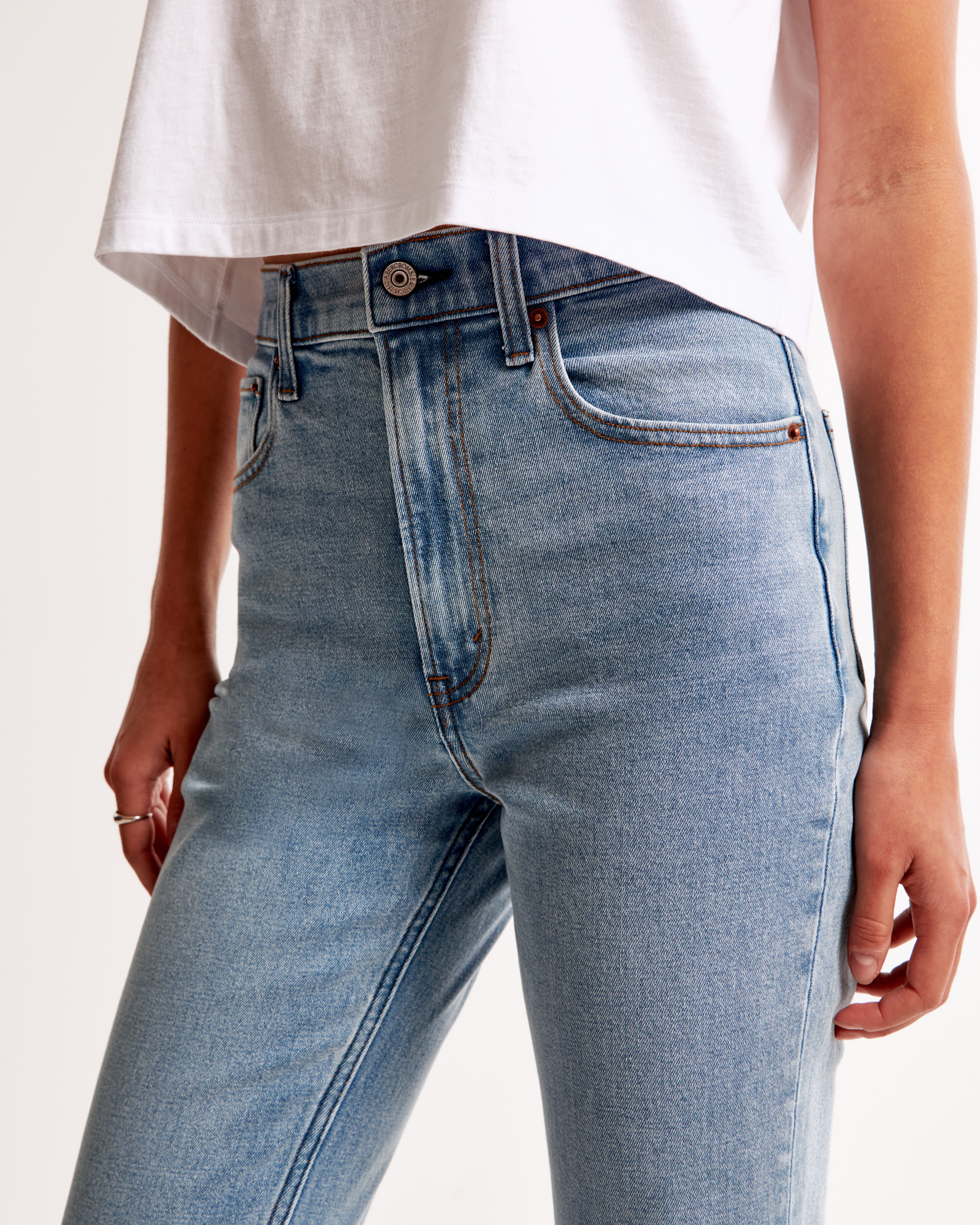 Women's Ultra High Rise Ankle Straight Jean | Women's