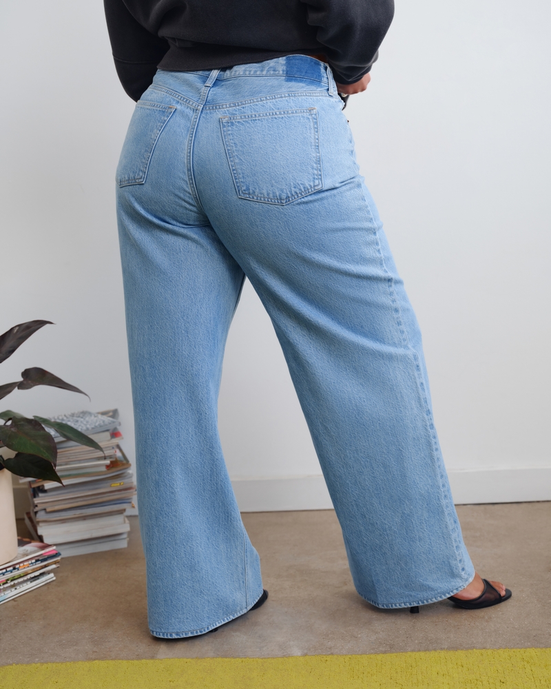 Curve Love High Rise Wide Leg Jean