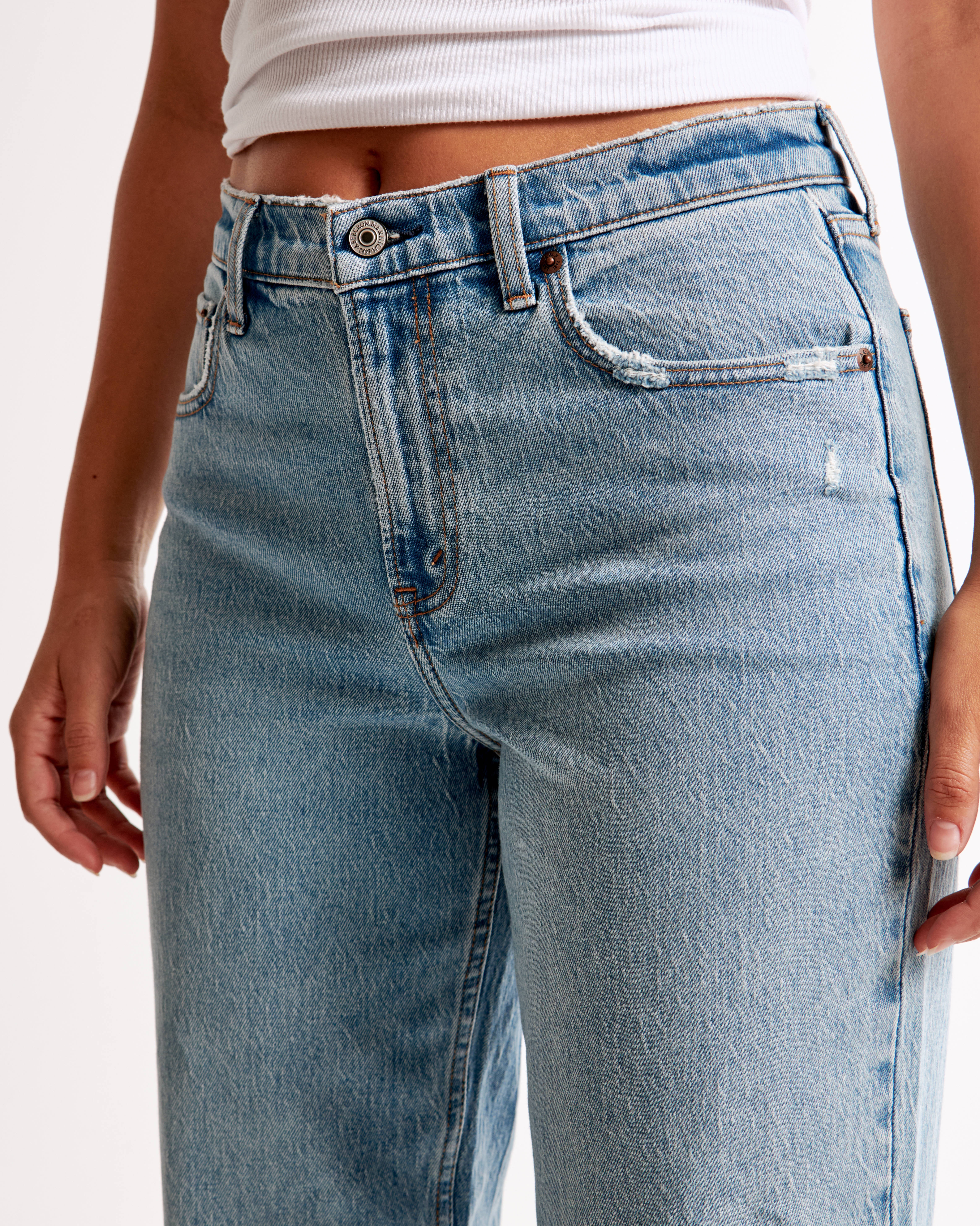Women's Curve Love Mid Rise 90s Straight Jean | Women's