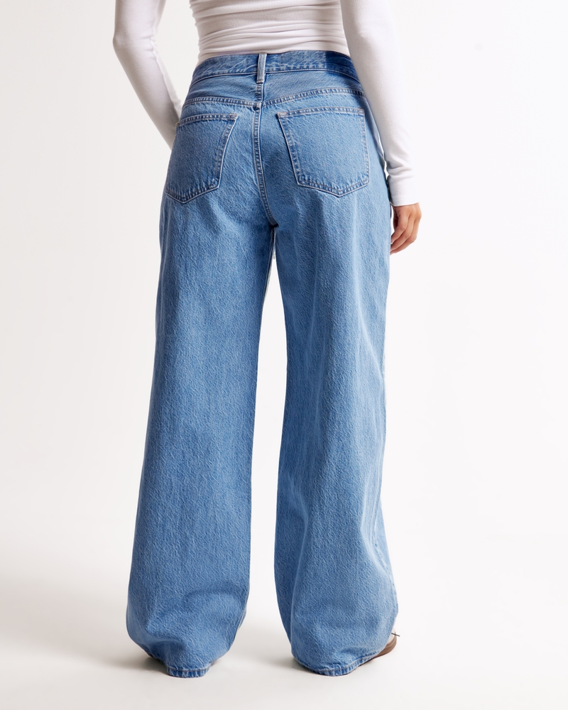 Curve Love Low Rise Ultra Loose Jean