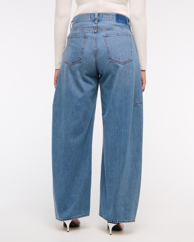 Curve Love Mid Rise Ultra Barrel Jean