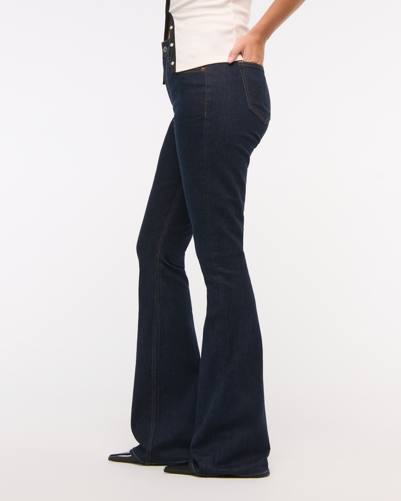 Curve Love Mid Rise Boot Jean