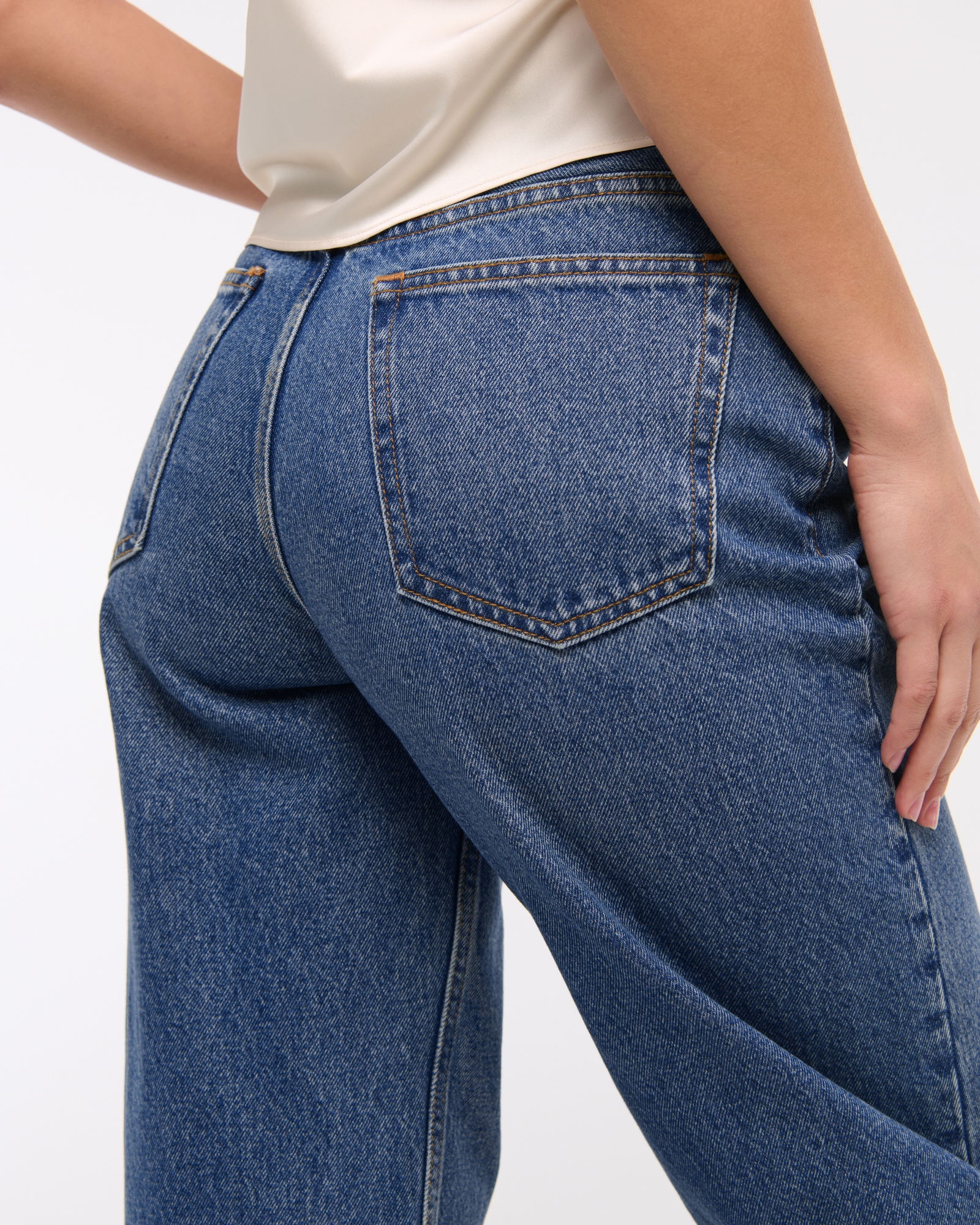 Mid Rise Slouchy Jean