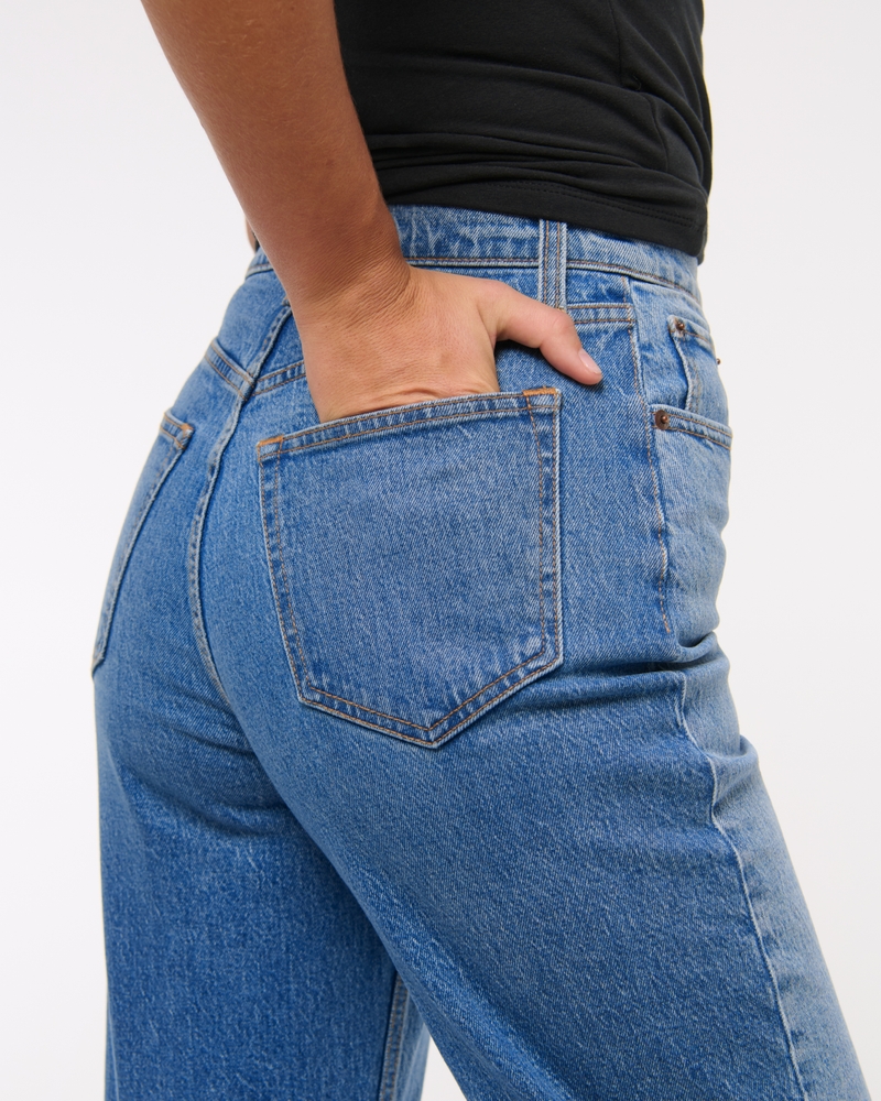 Curve Love Ultra High Rise 90s Straight Jean