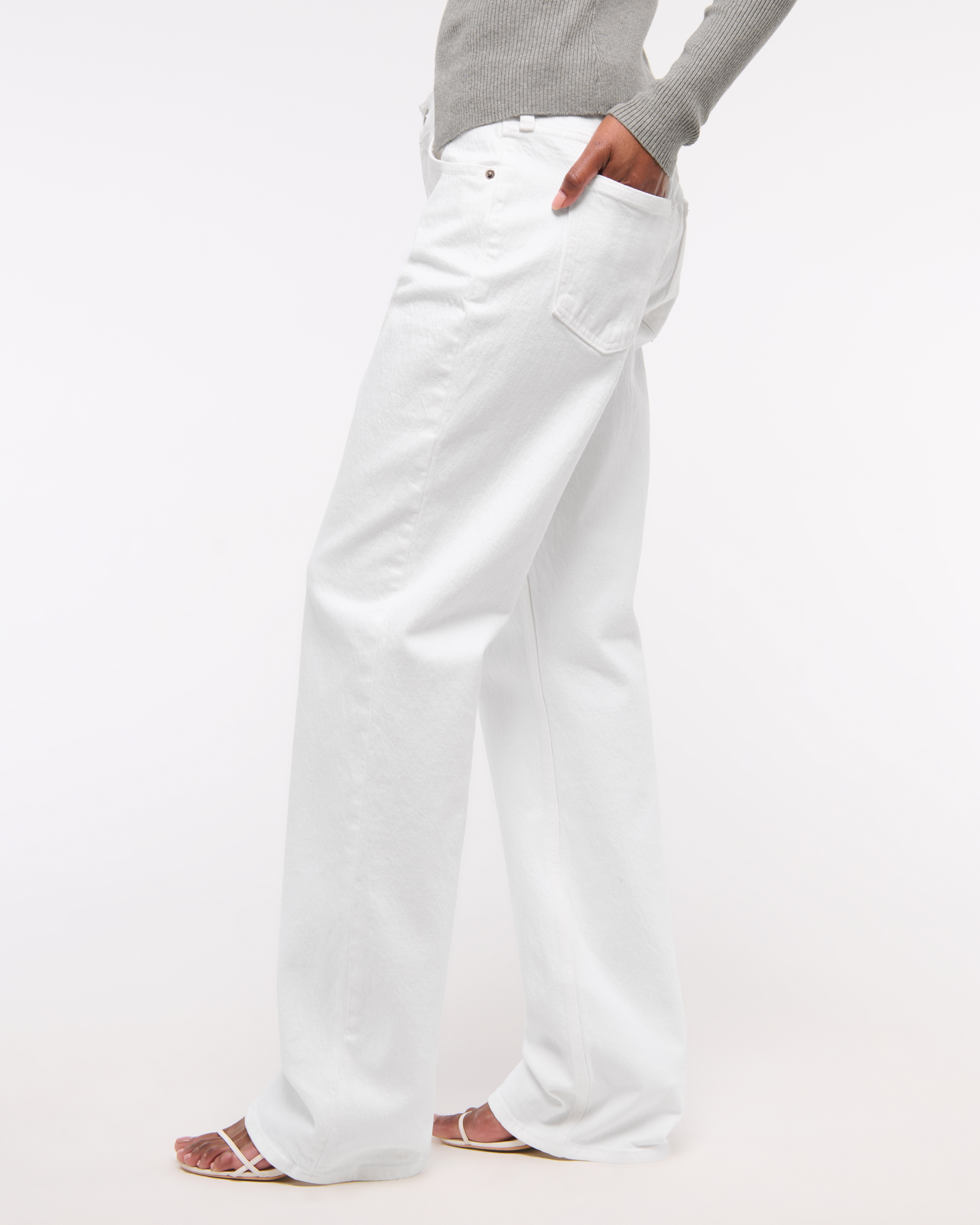Abercrombie & Fitch Low Rise Baggy Jean In White
