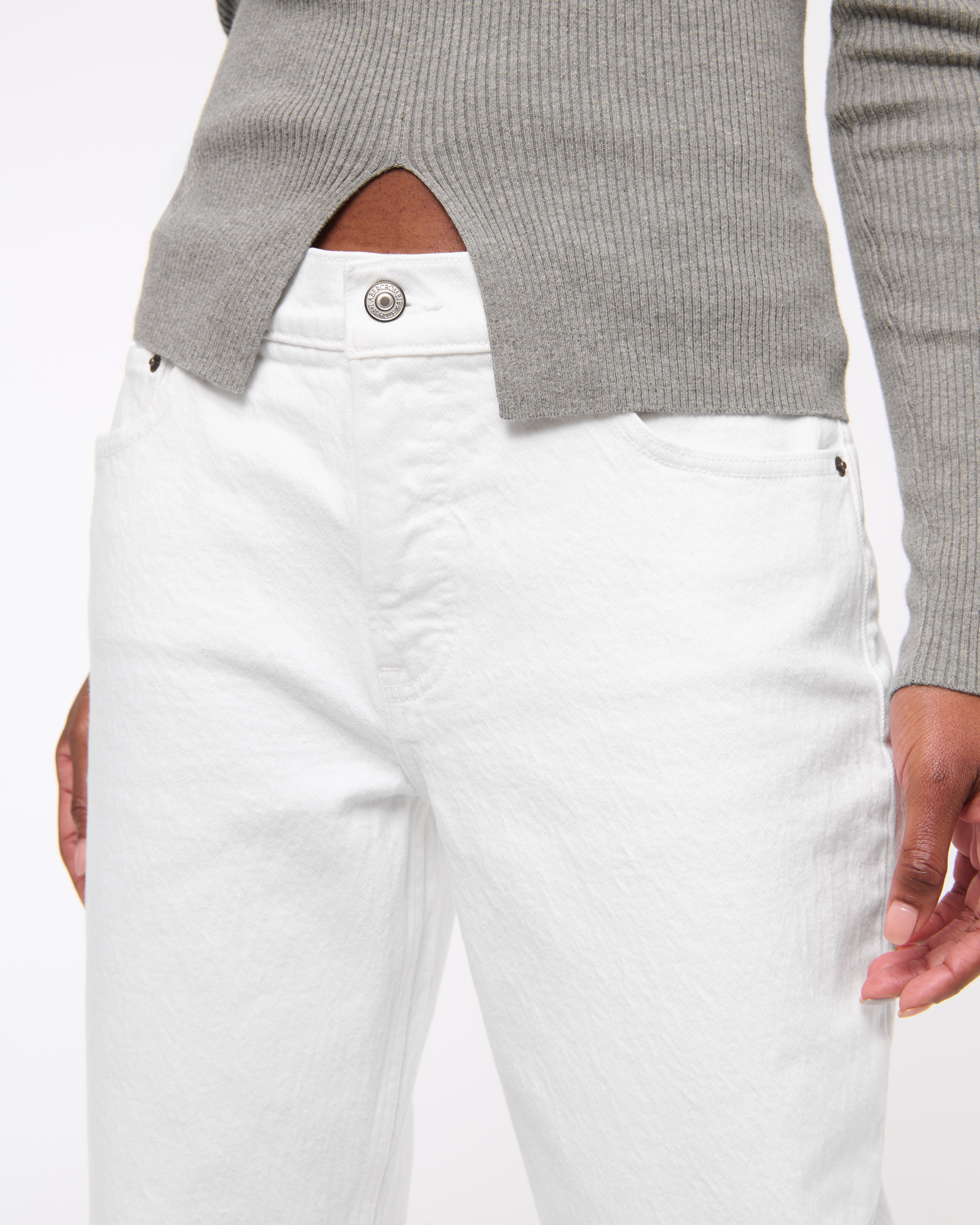 Abercrombie & Fitch Low Rise Baggy Jean In White