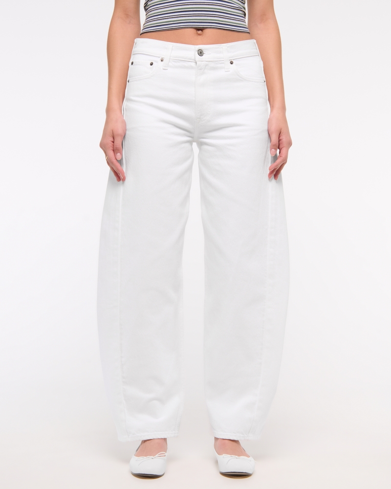 Mid Rise Barrel Jean