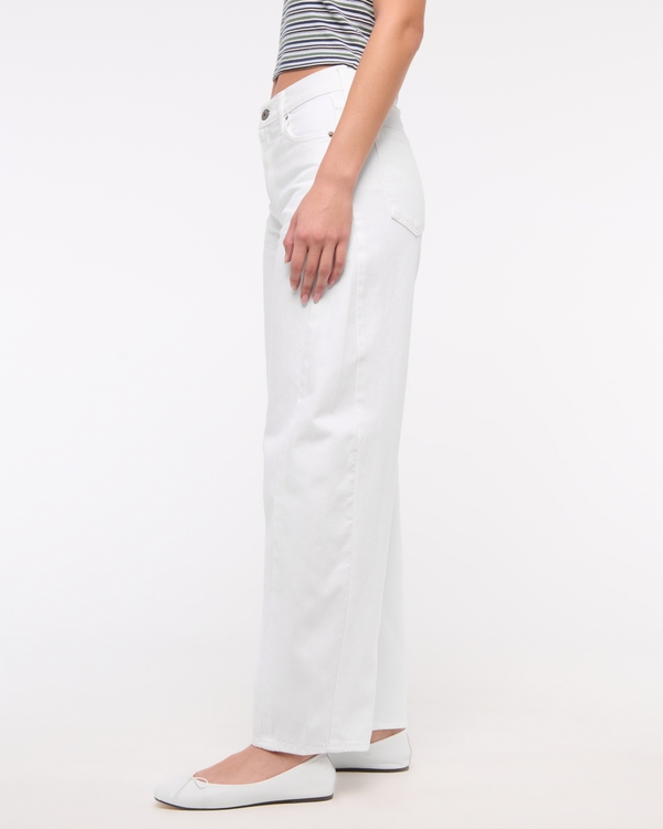 Mid Rise Barrel Jean