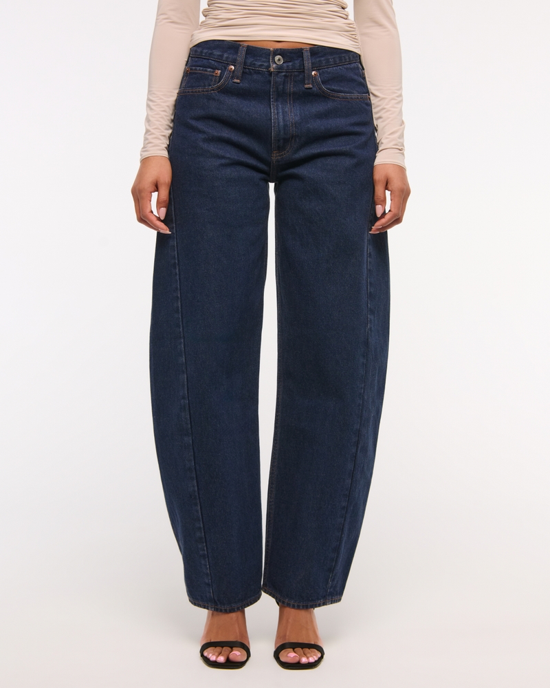 Mid Rise Barrel Jean