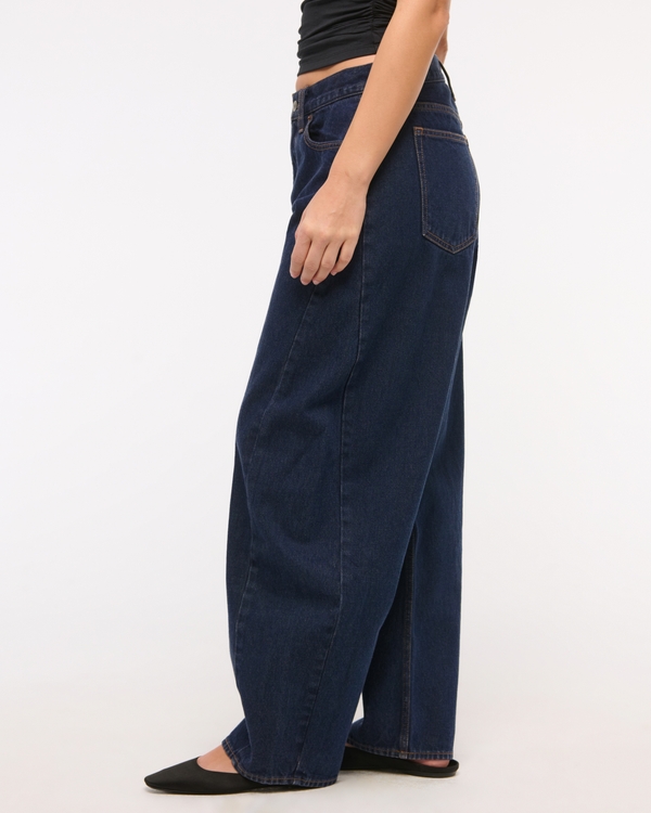 Curve Love Mid Rise Barrel Jean