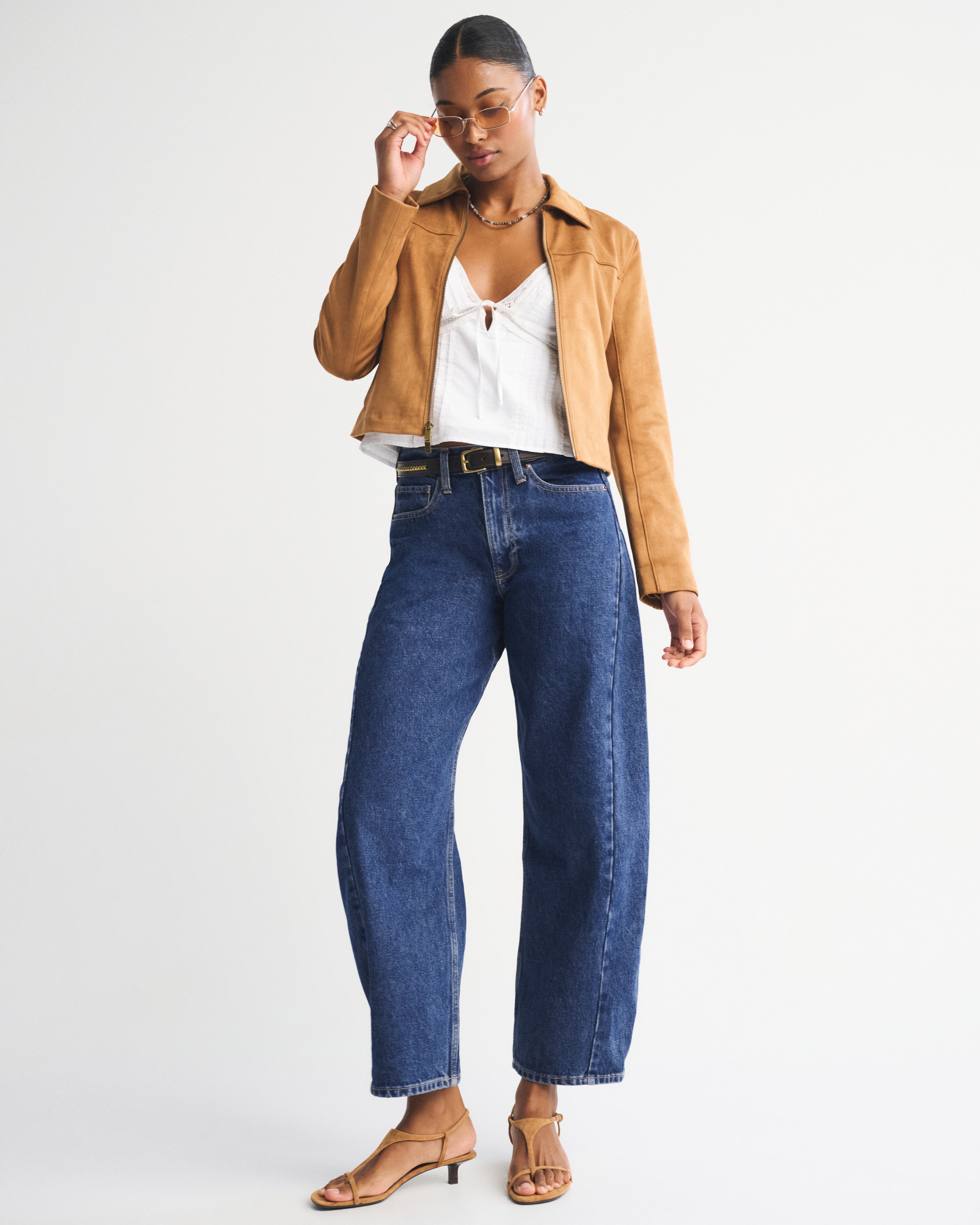 Abercrombie & Fitch Curve Love Mid Rise Barrel Jean In Black
