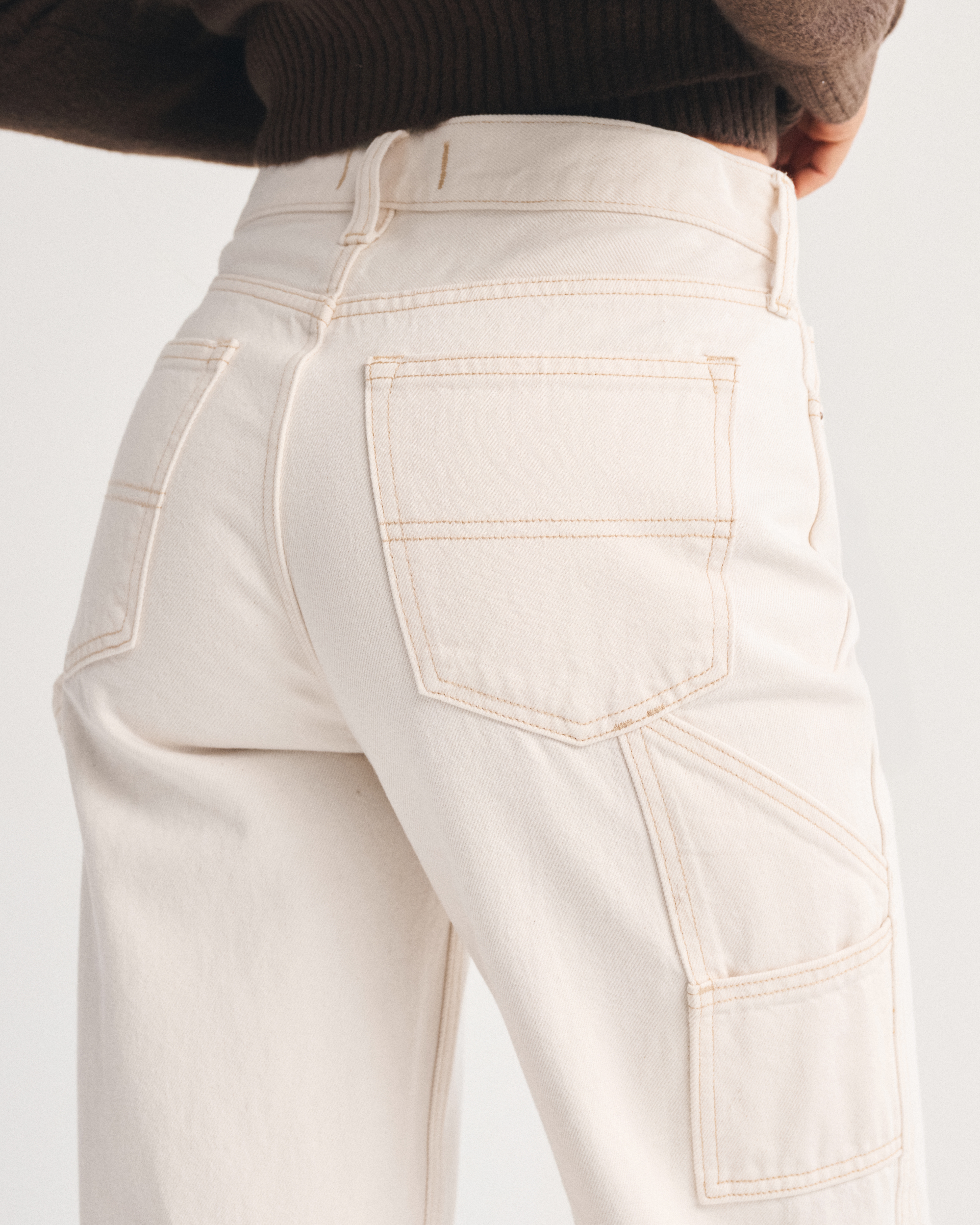 Abercrombie & Fitch Mid Rise Slouchy Jean