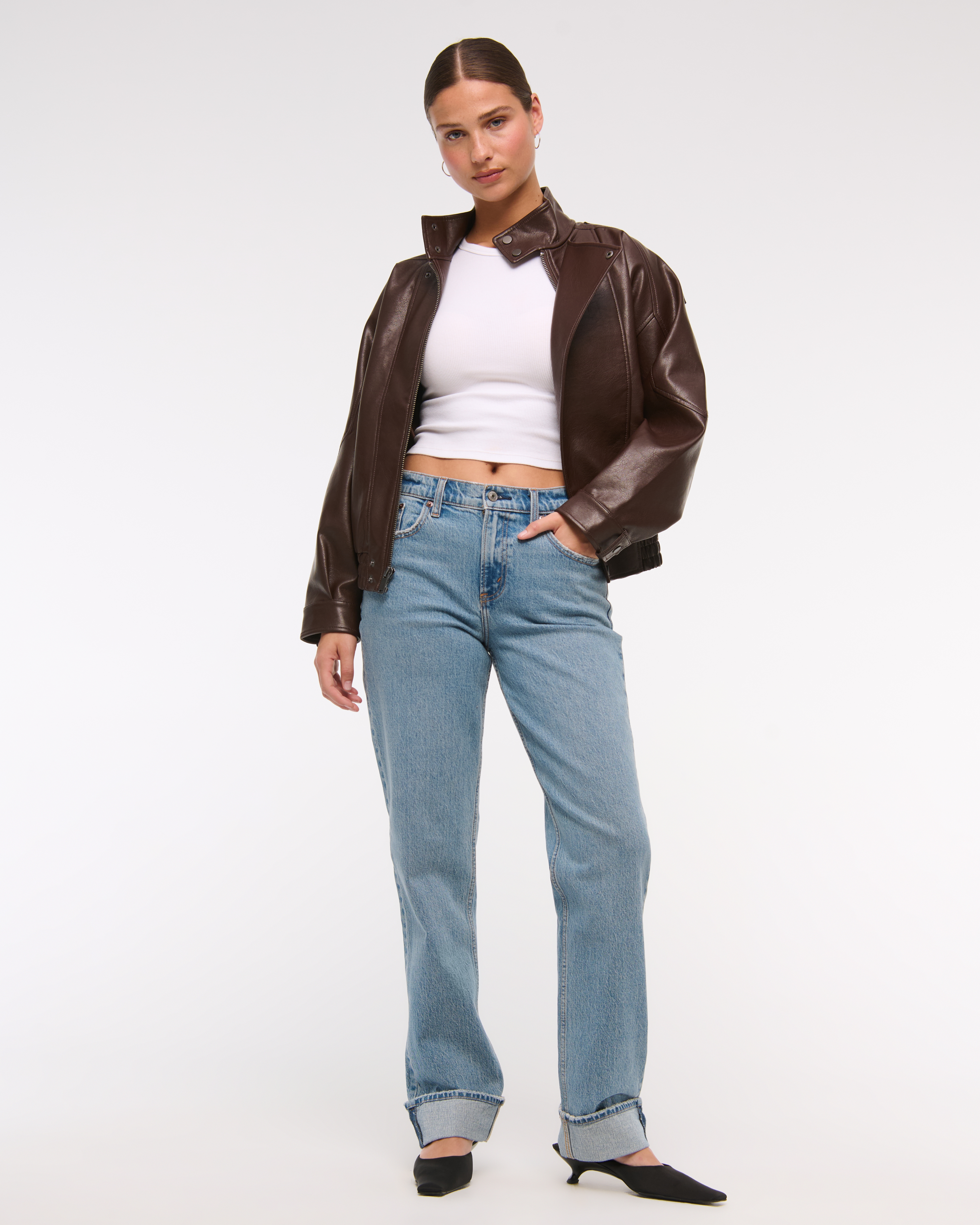 Abercrombie & Fitch Curve Love Mid Rise 90s Straight Cuffed Hem Jean In Blue