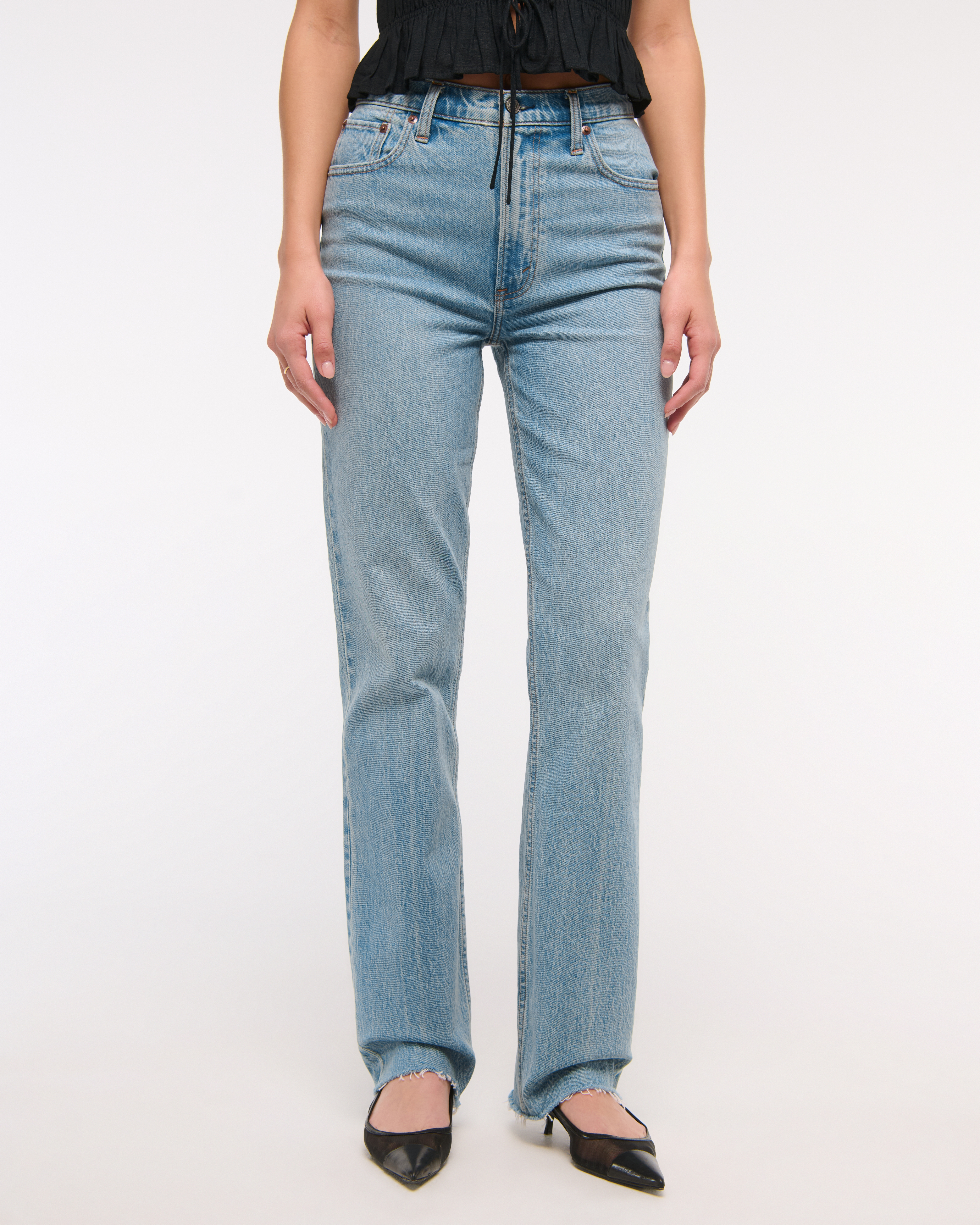 ■ ■ Women's 90s Straight Fit Light Blue Cooling 90s Straight Jeans | Calvin Klein