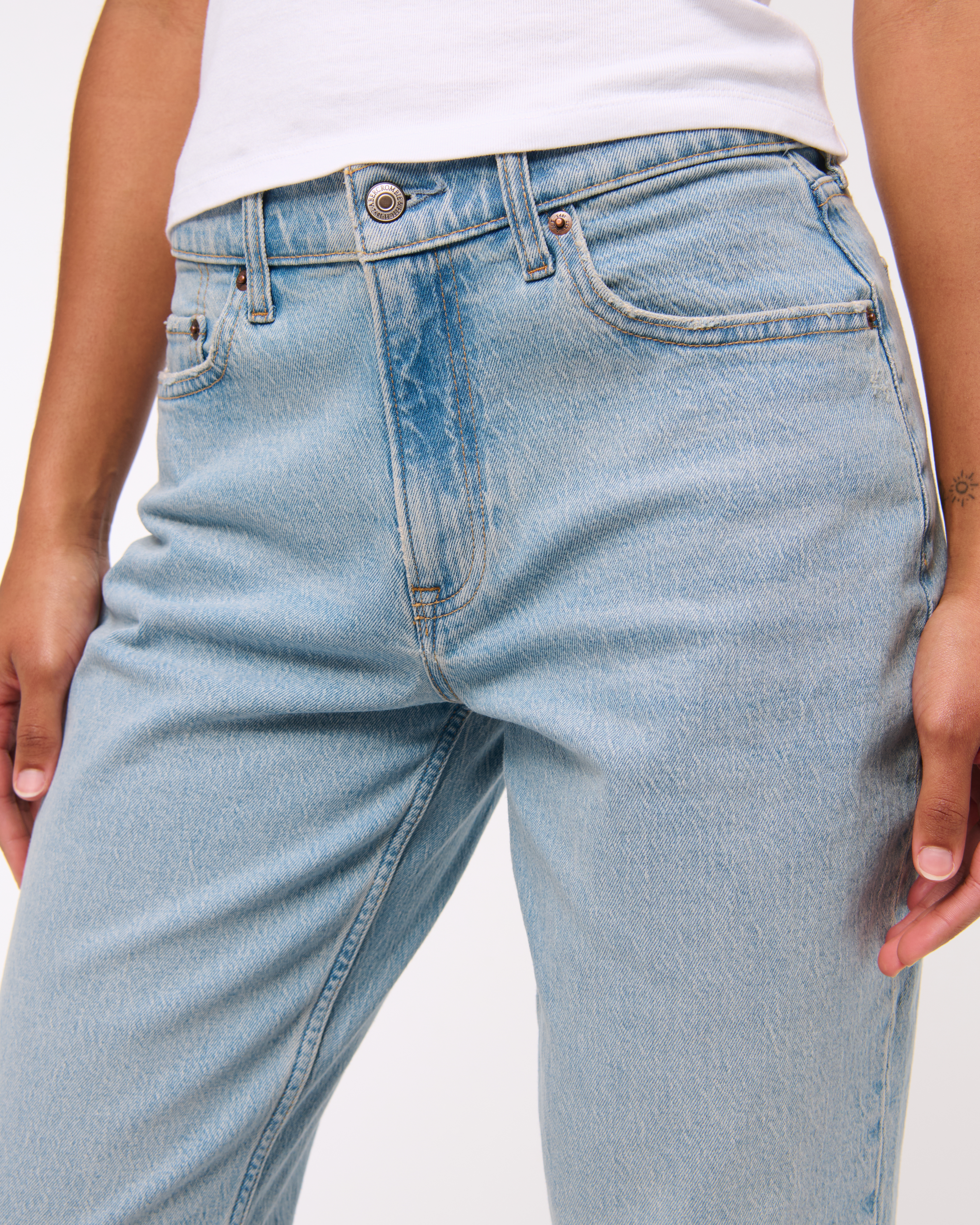 Abercrombie & Fitch Curve Love Low Rise Baggy Jean In White