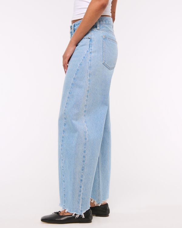 Mid Rise Barrel Jean