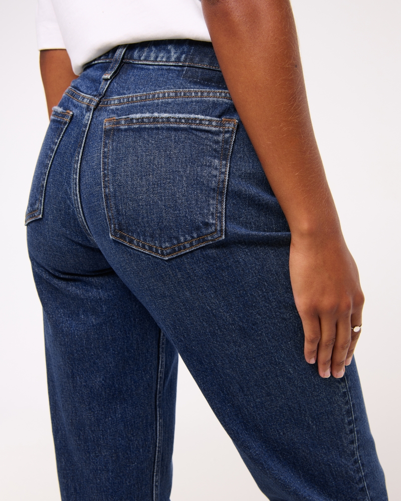 Curve Love Mid Rise 90s Straight Jean