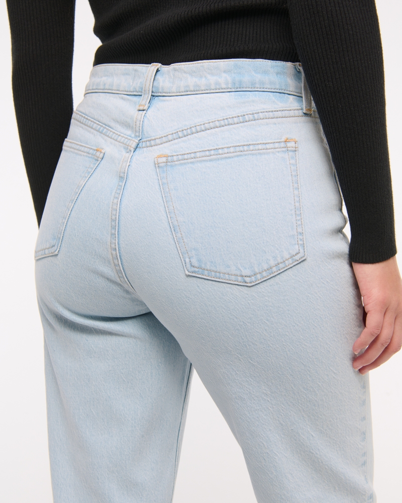 Curve Love Mid Rise 90s Straight Jean