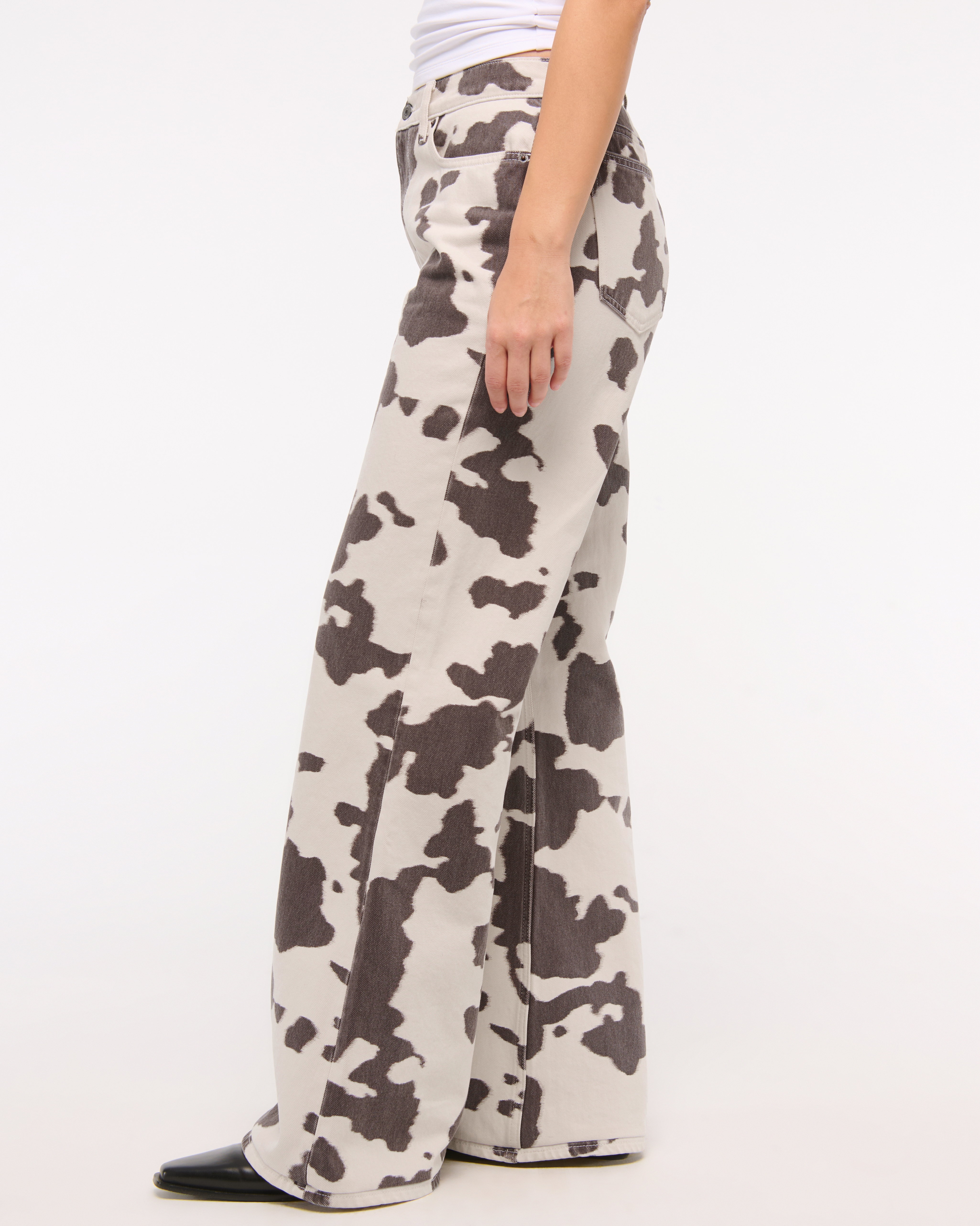 Abercrombie & Fitch Curve Love Mid Rise Baggy Bootcut Jean In Multi