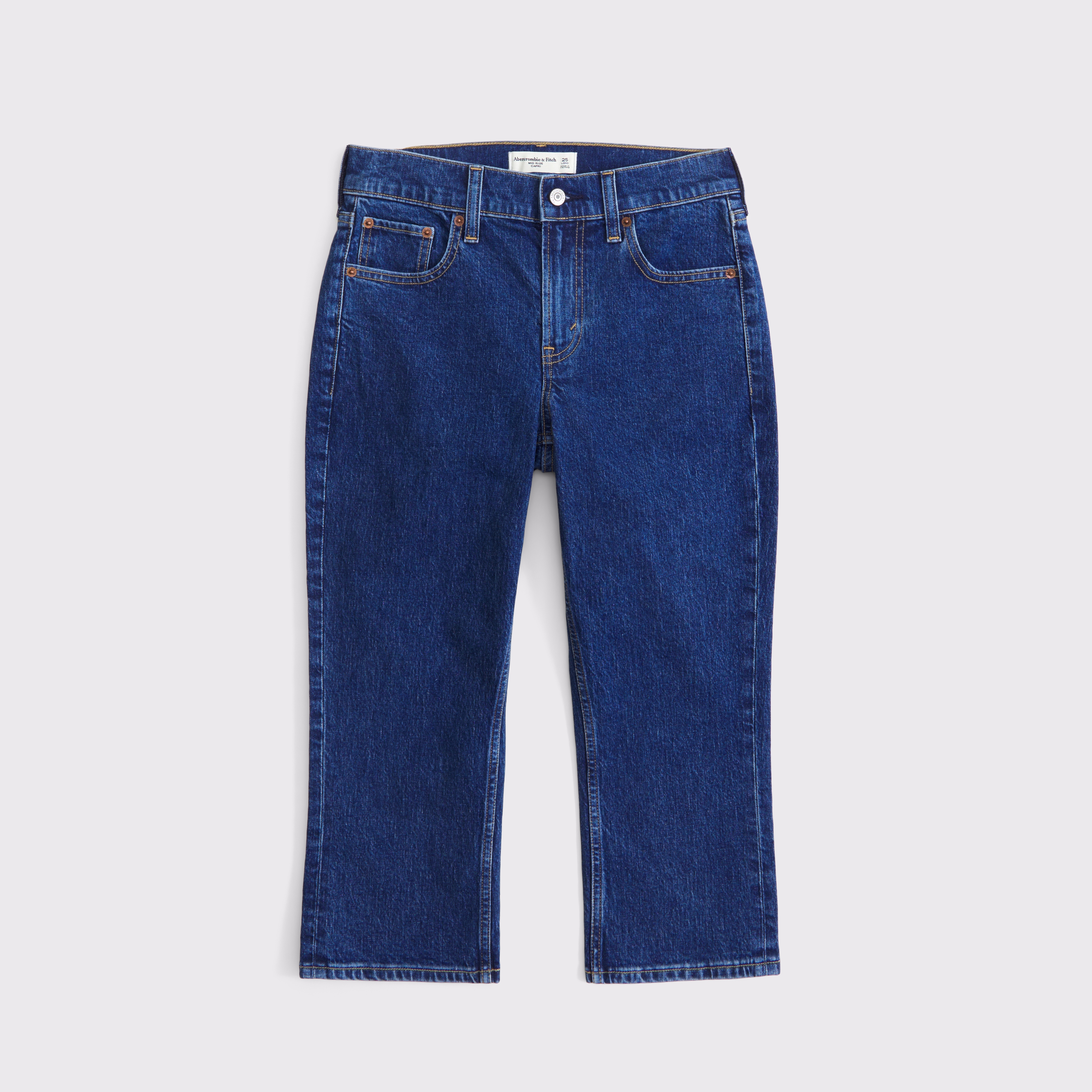 【DISCERNMENT】Logan Non-Fade Denim Capri Pants DISCERNMENT】Logan Non-Fade Denim Capri Pants (DISCERNMENT