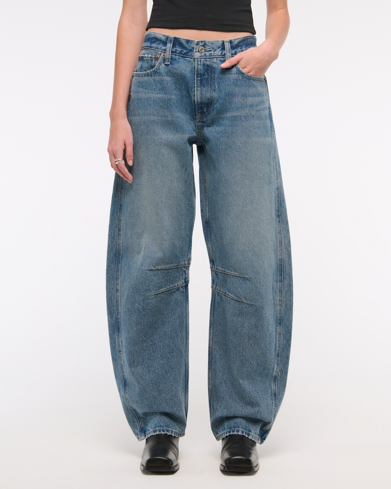 Mid Rise Barrel Jean