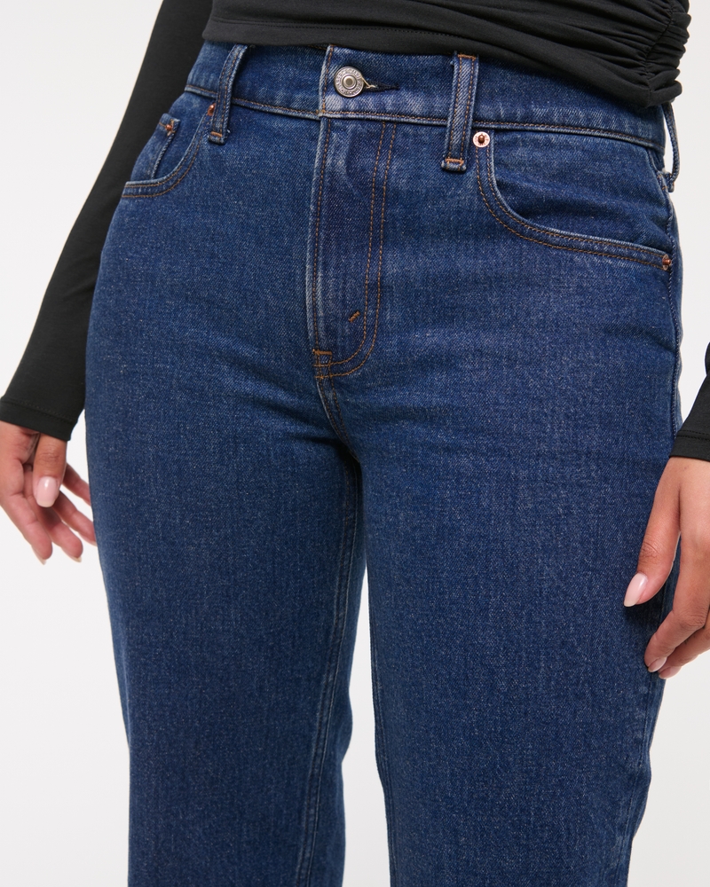 Mid Rise 90s Straight Jean