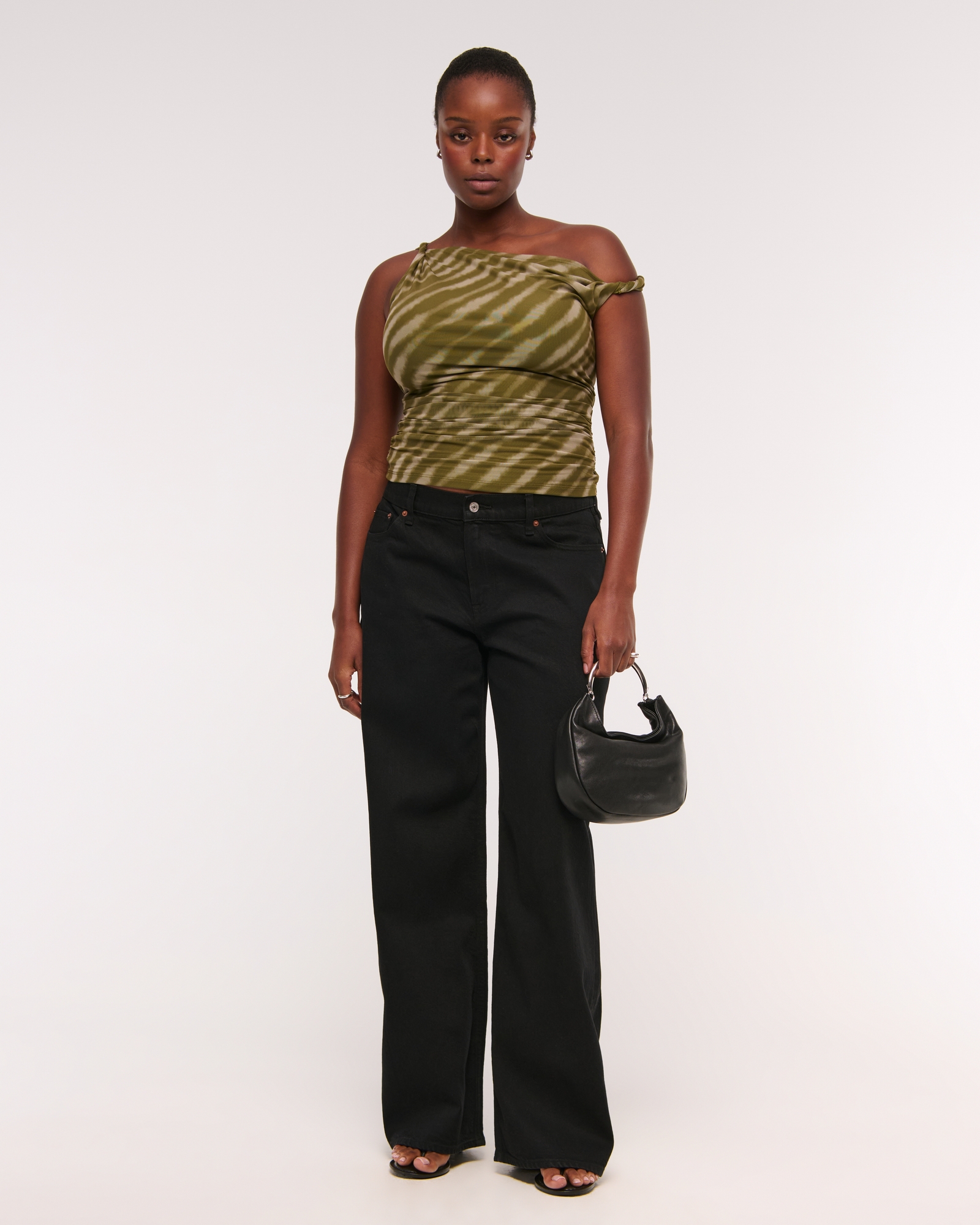 Low Rise Ultra Loose Bow Embroidered Jean