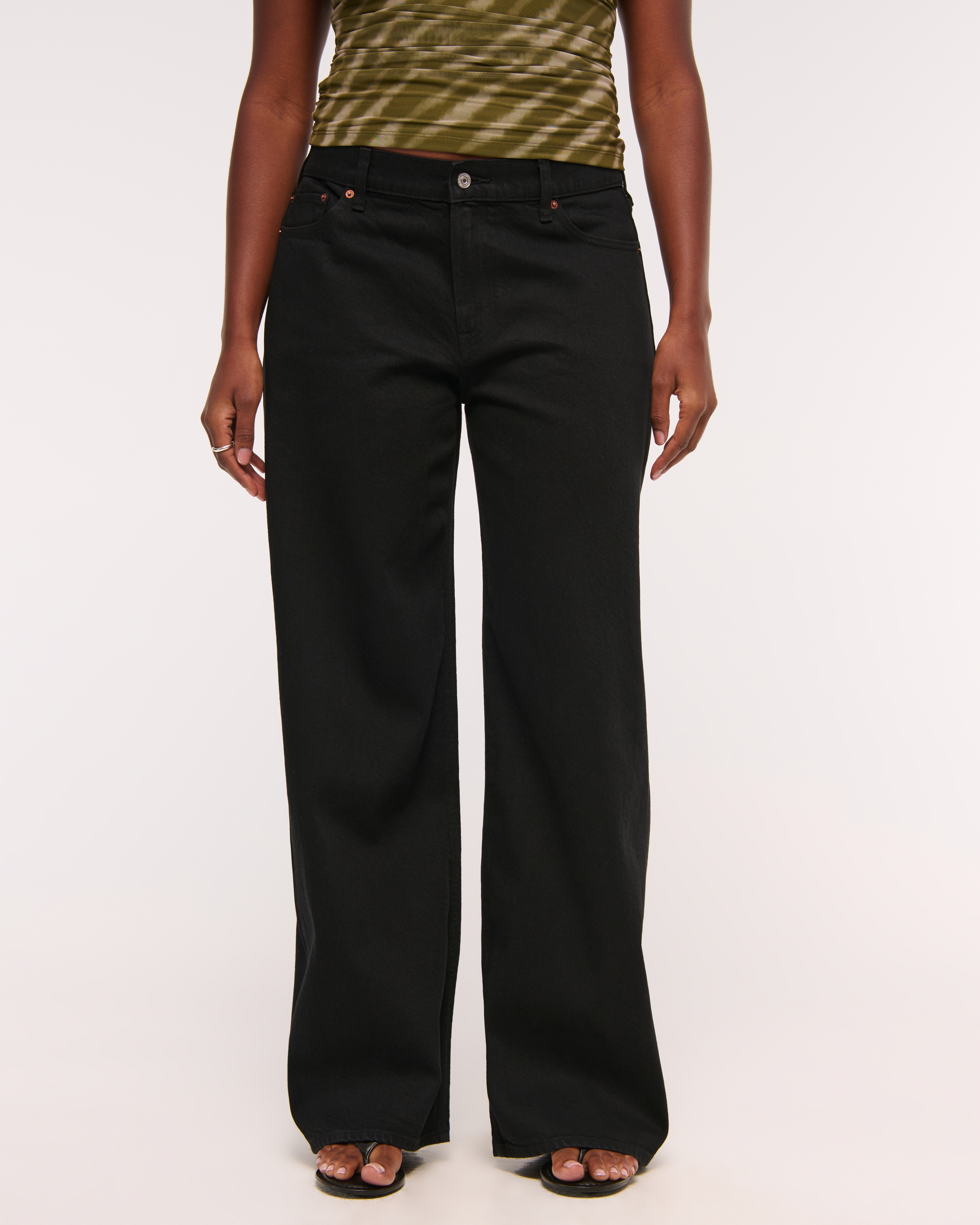 Abercrombie & Fitch Low Rise Ultra Loose Jean In Black