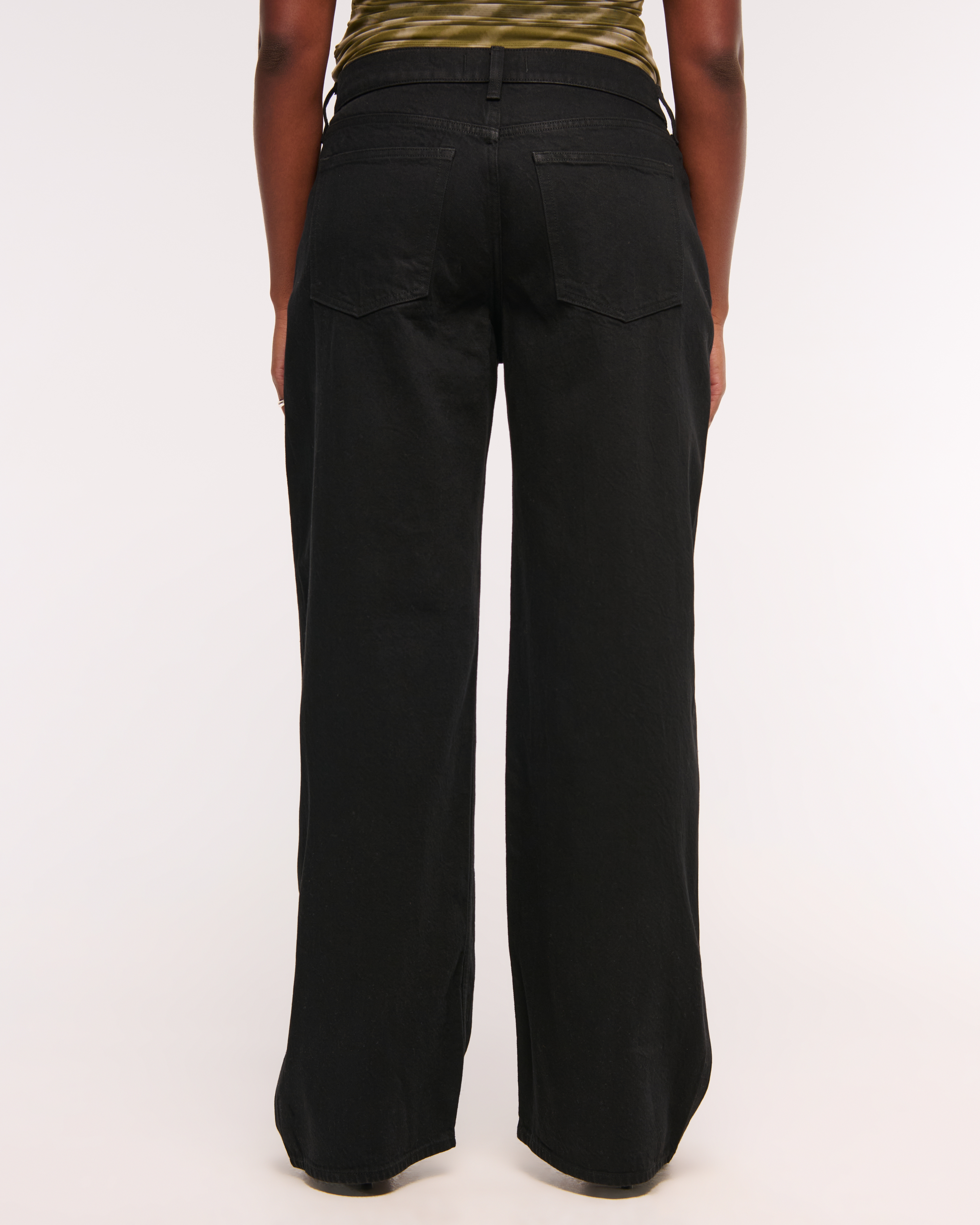 Abercrombie & Fitch Low Rise Ultra Loose Jean In Black