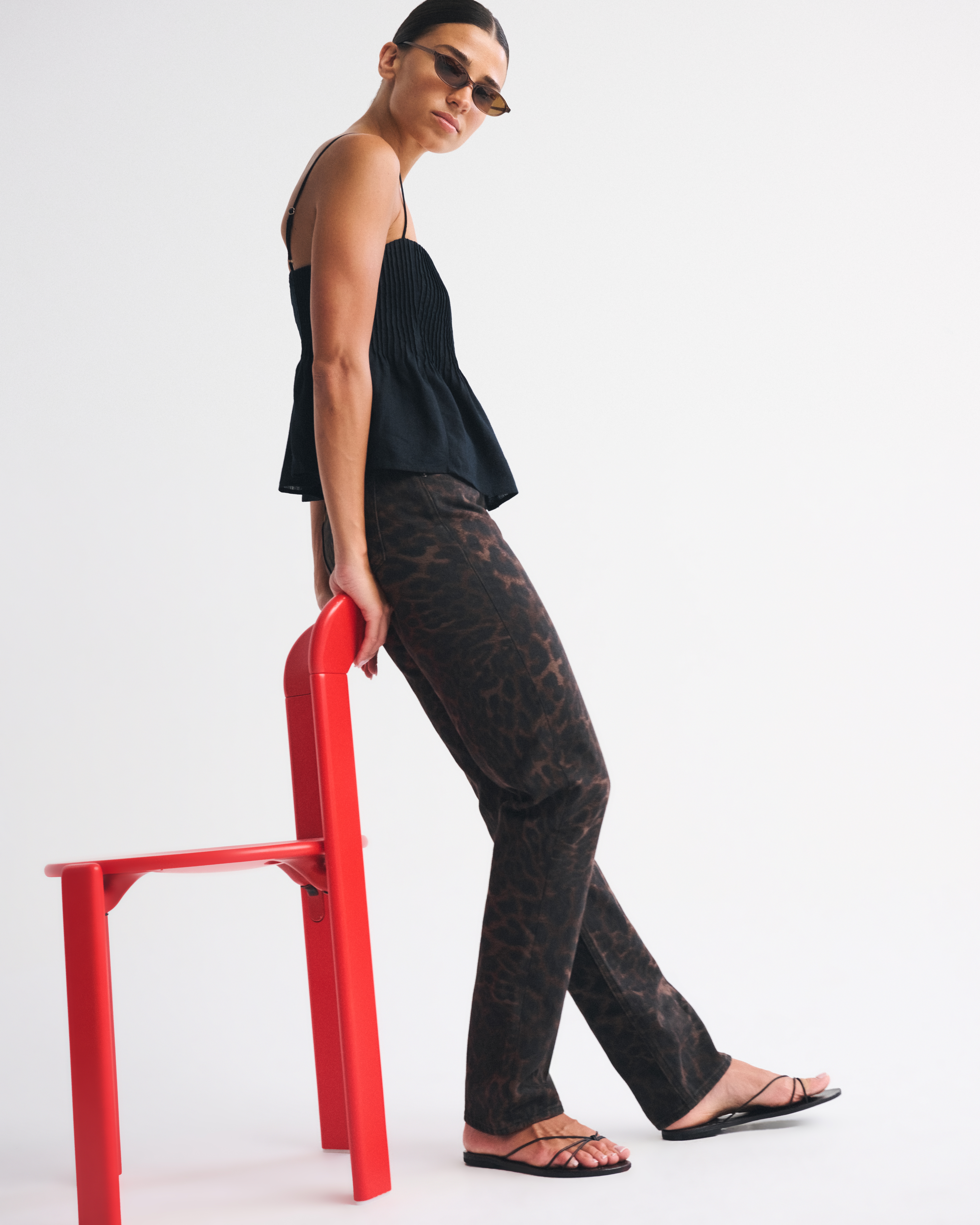 Abercrombie & Fitch Curve Love Mid Rise 90s Straight Leopard Print Jean In Brown