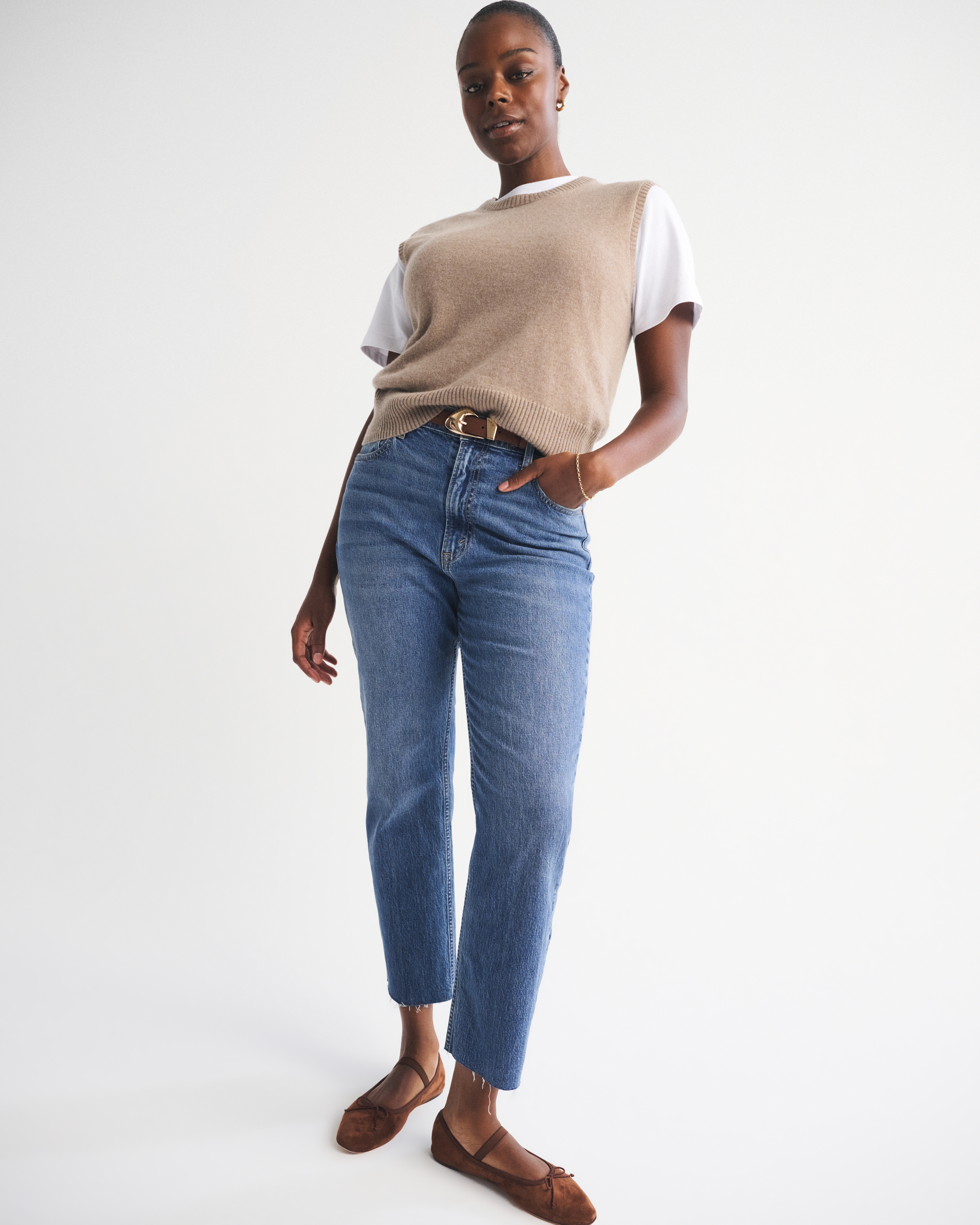 Abercrombie & Fitch Ultra High Rise Ankle Straight Jean