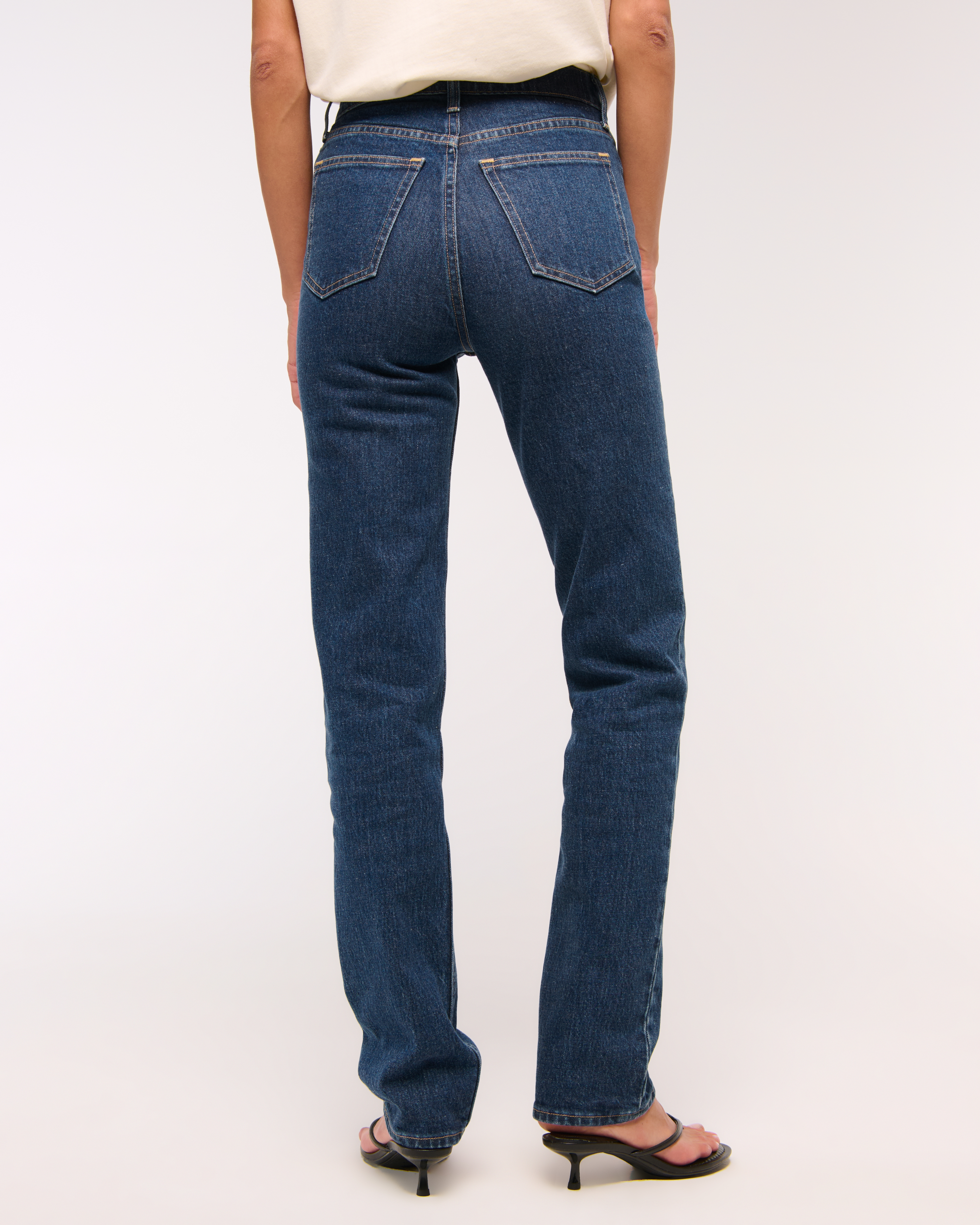 Women's Ultra High Rise 90s Straight Jean | Women's Bottoms