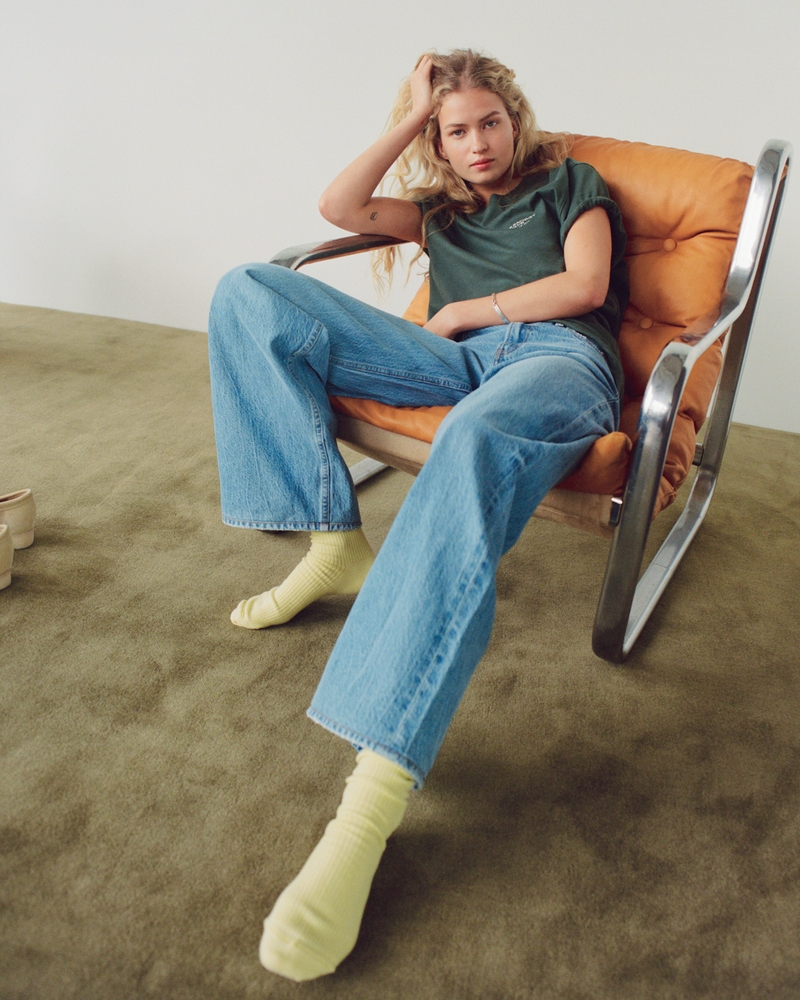 Low Rise Ultra Loose Jean