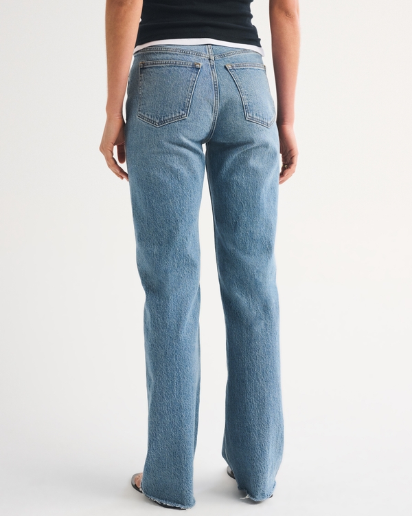 select to zoom model image