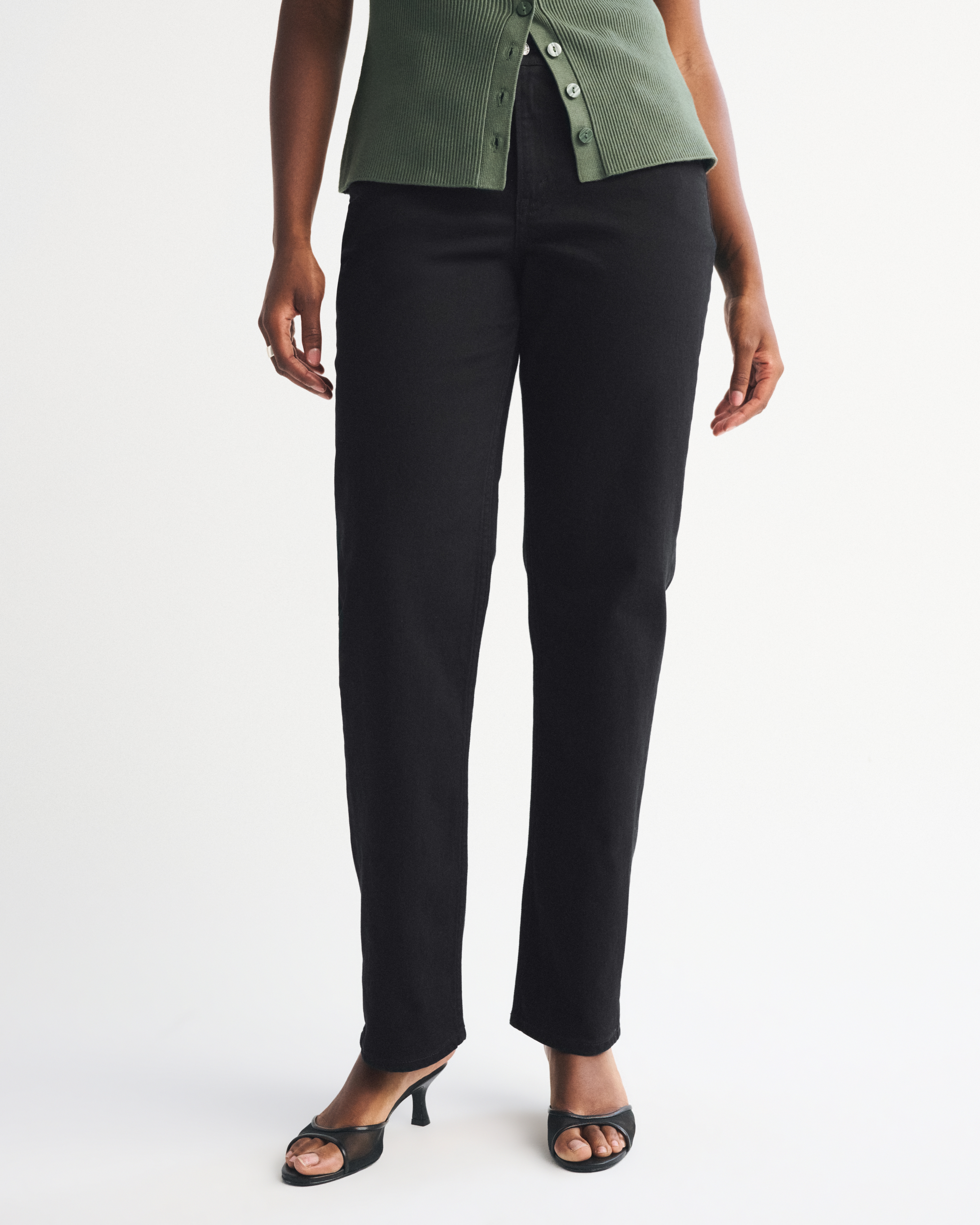 Abercrombie & Fitch Mid Rise 90s Straight Jean