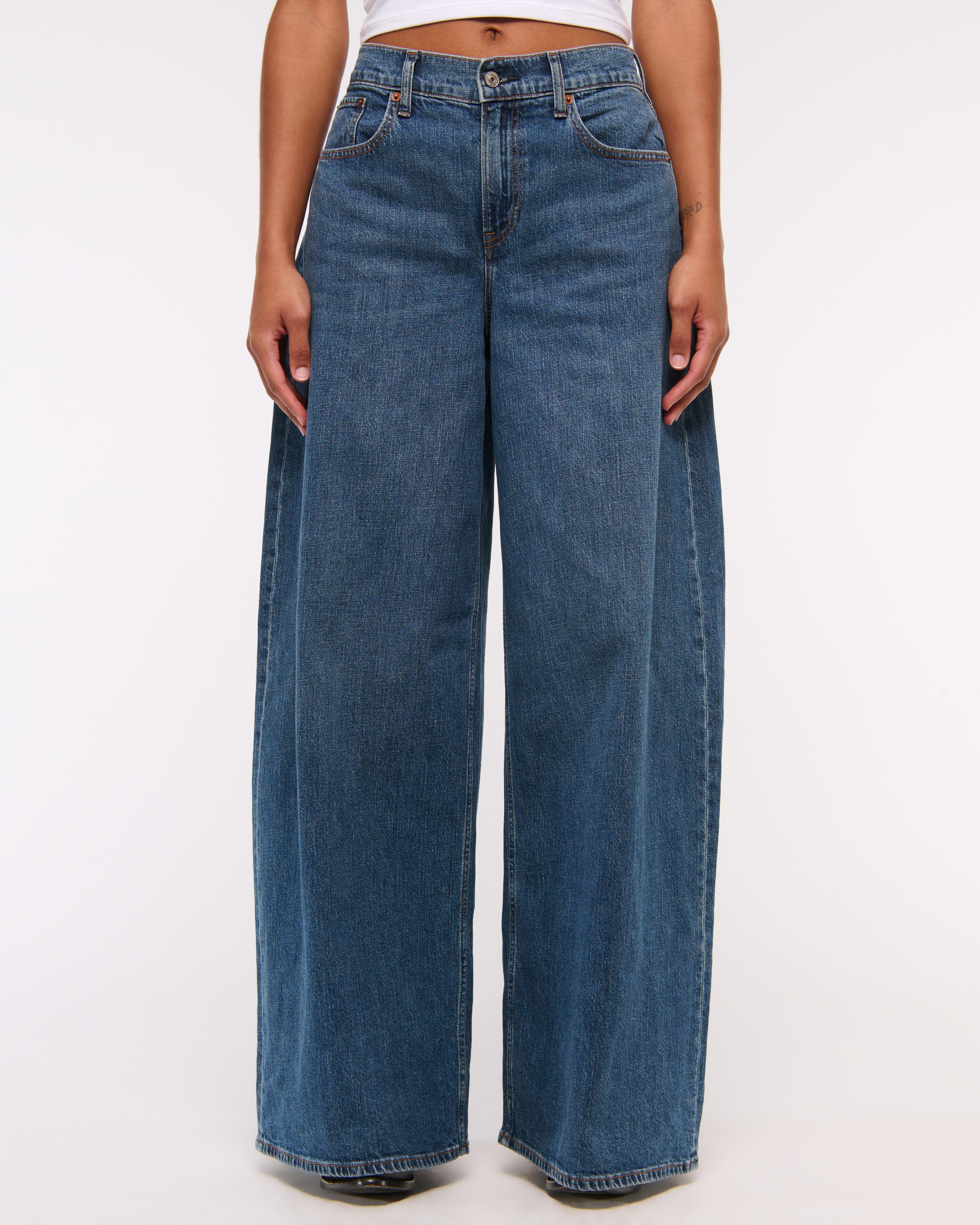 Abercrombie & Fitch Curve Love Linen-blend Ultra Wide Leg Jean