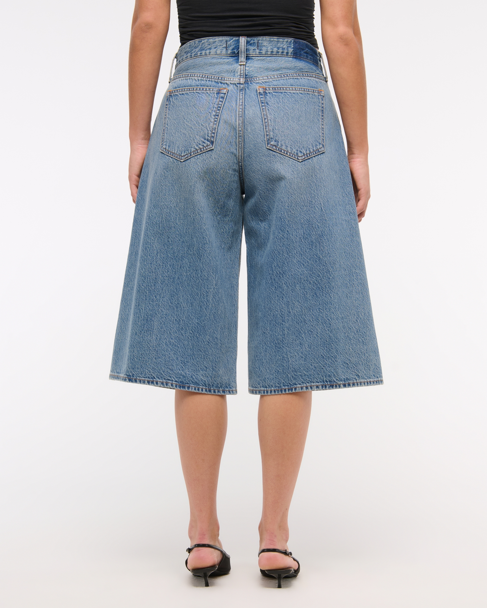 Curve Love Mid Rise Culotte Jean