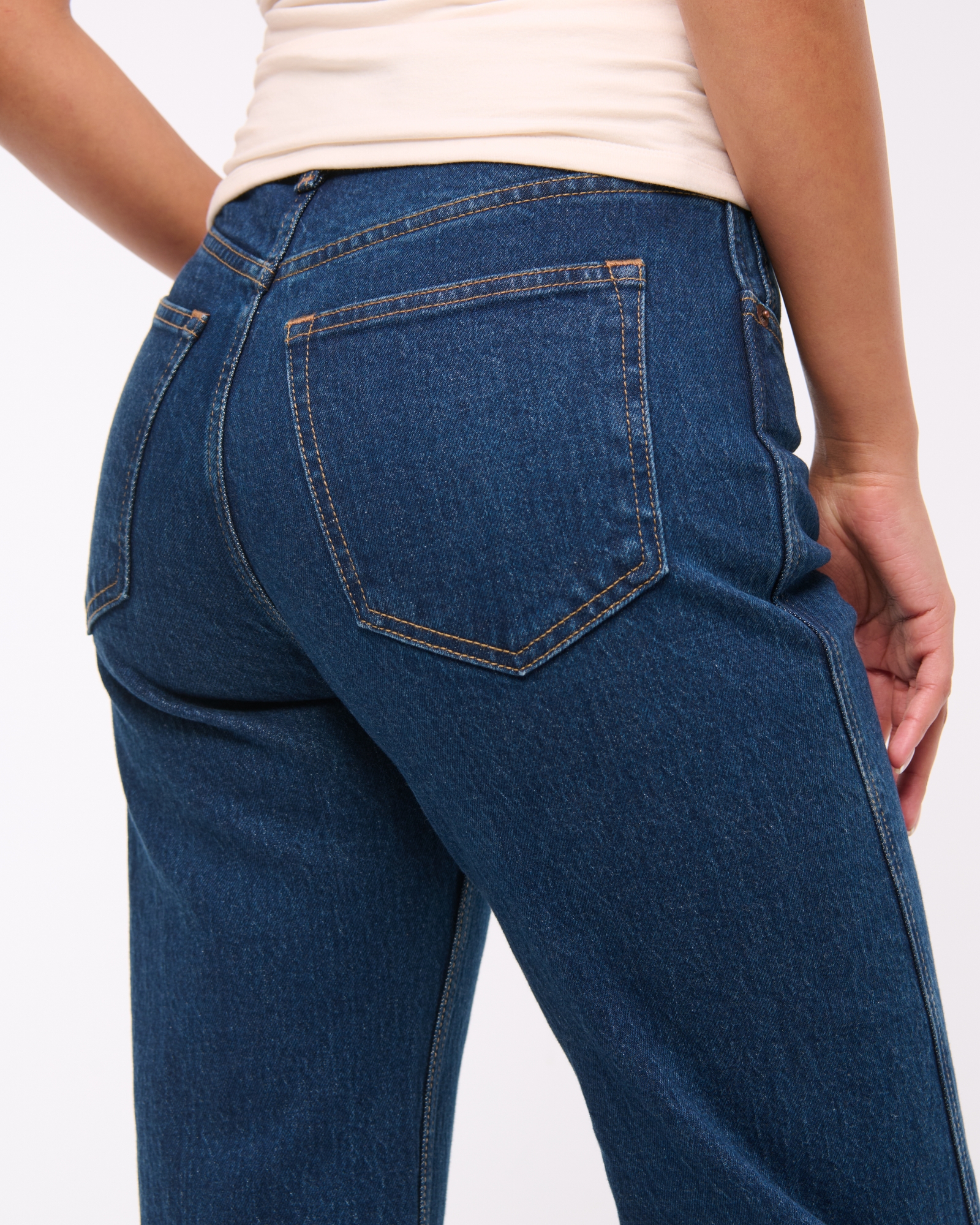High Rise 90s Relaxed Split-Vent Hem Jean