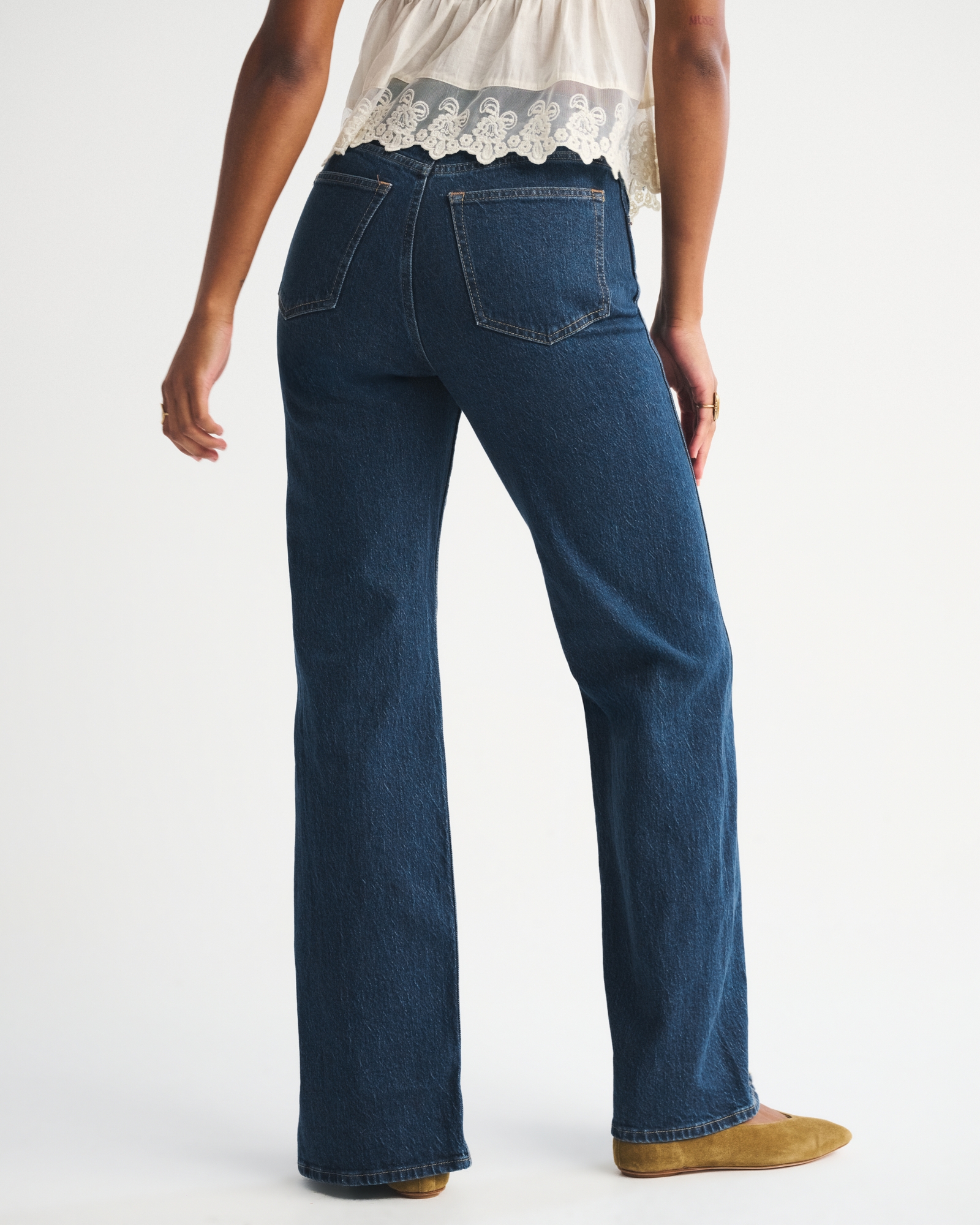 Curve Love High Rise 90s Relaxed Split-Vent Hem Jean