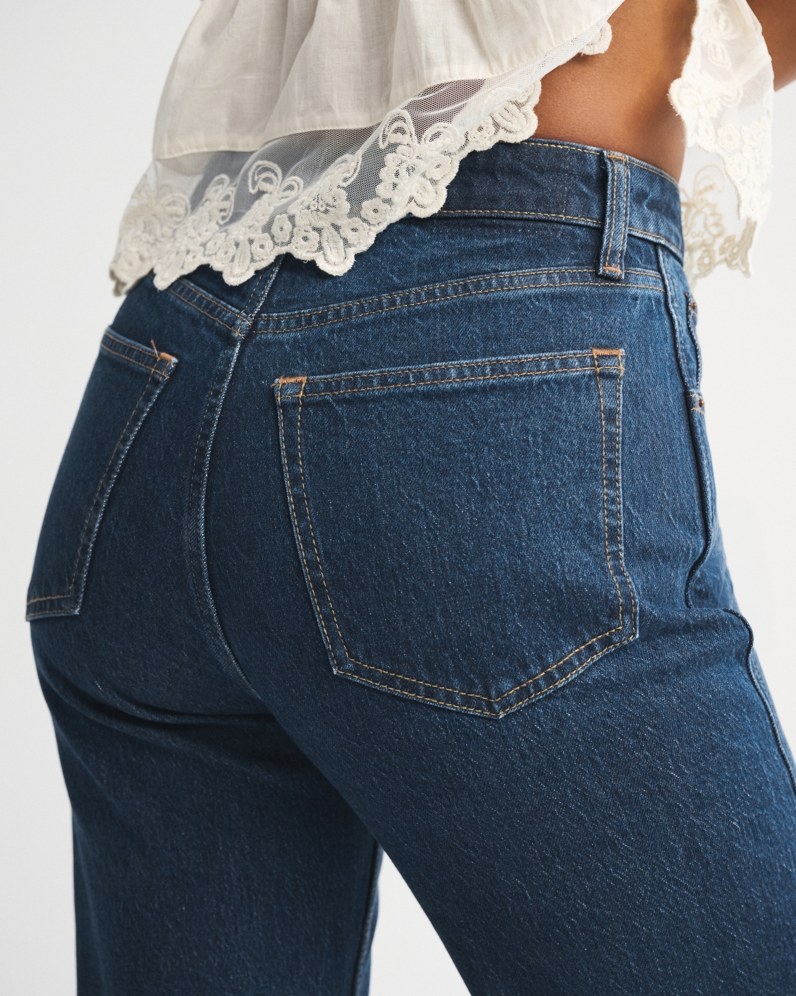 Curve Love High Rise 90s Relaxed Split-Vent Hem Jean