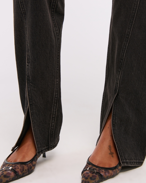 Mid Rise 90s Straight Jean