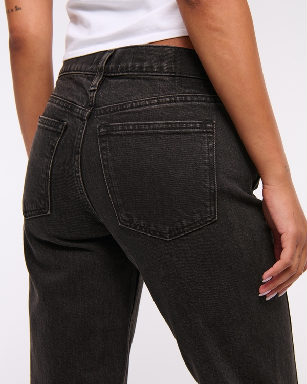 Mid Rise 90s Straight Jean