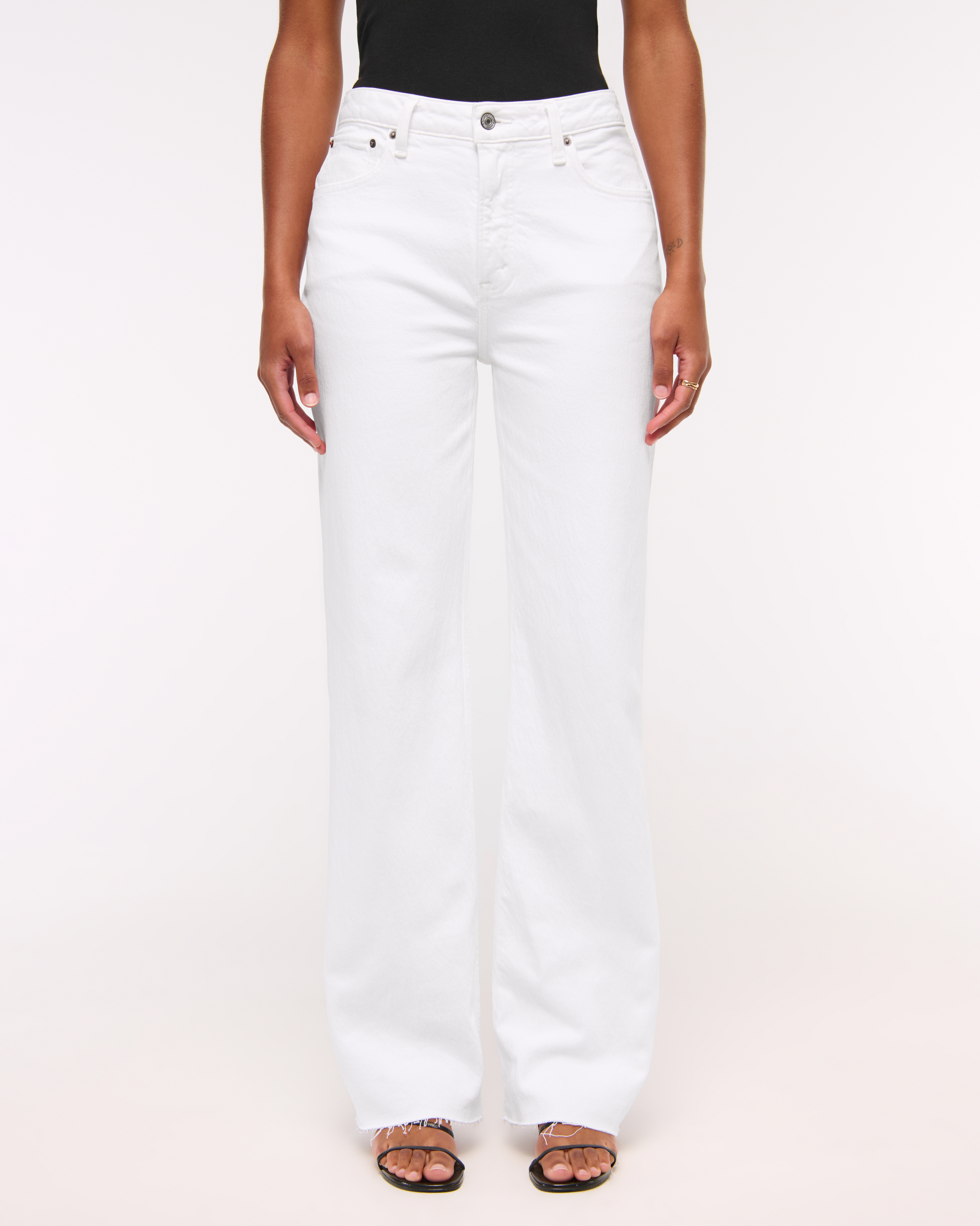 【新品未使用】eLLa／curve denim (white) 新品未使用】eLLa／curve denim (white)